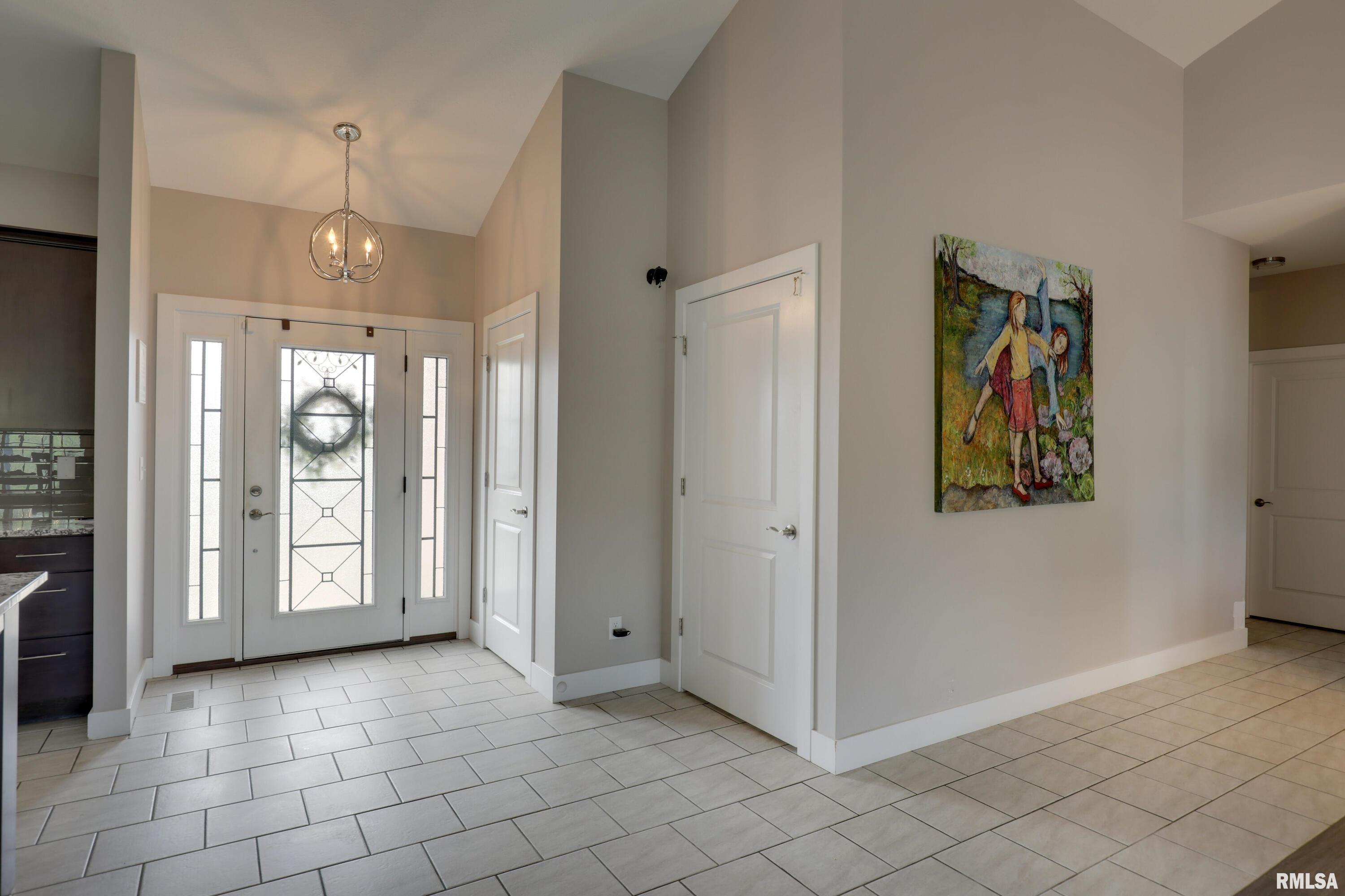 4328 Harrington Drive, Quincy, Illinois image 4