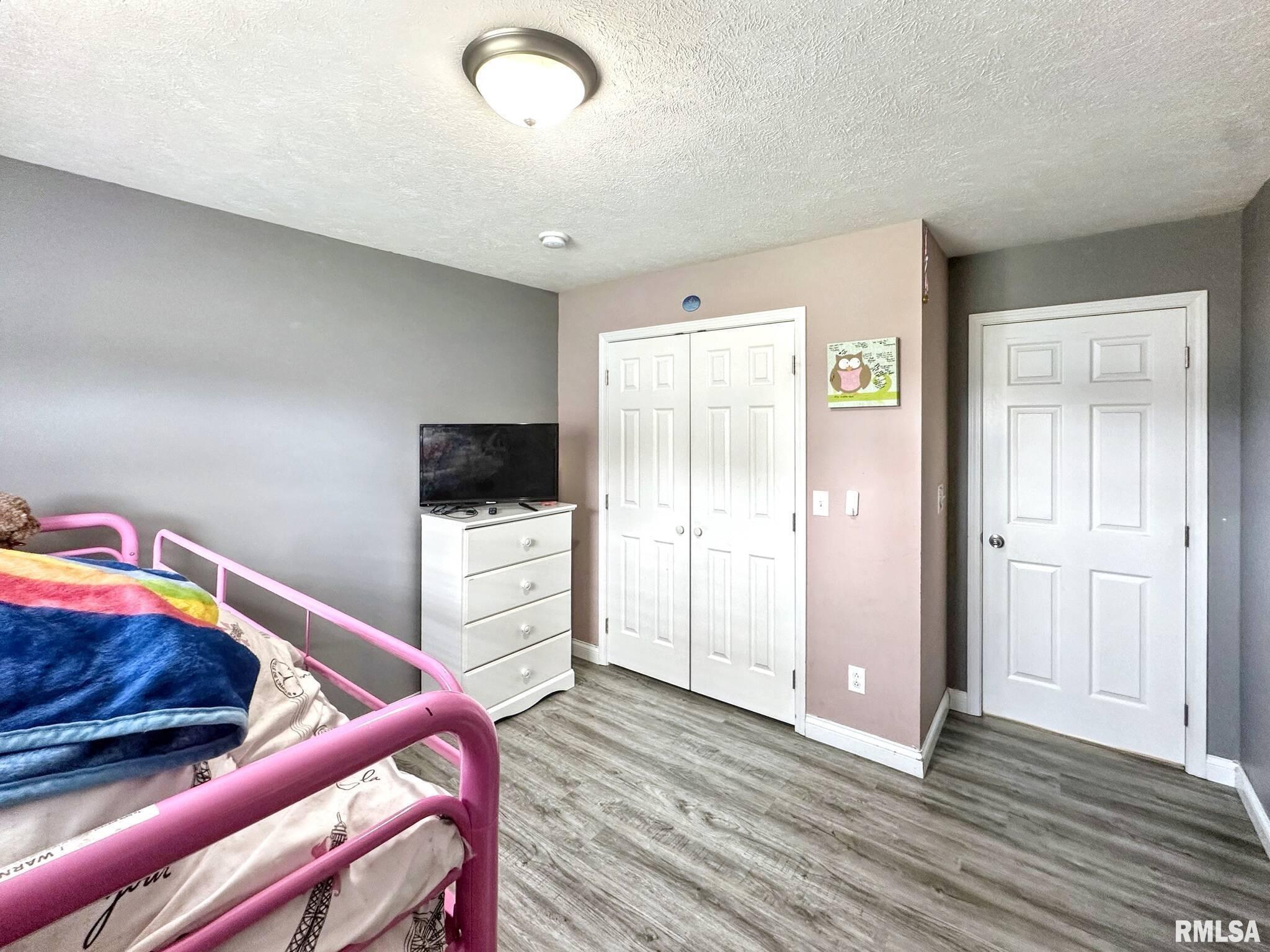 203 Breeze Drive, Carterville, Illinois image 17