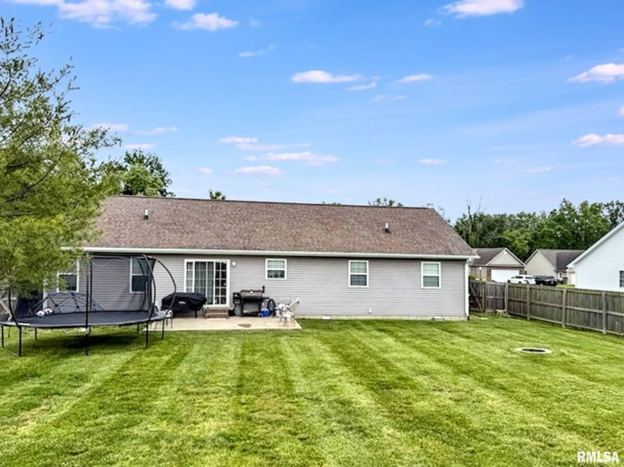 203 Breeze Drive, Carterville, Illinois image 21