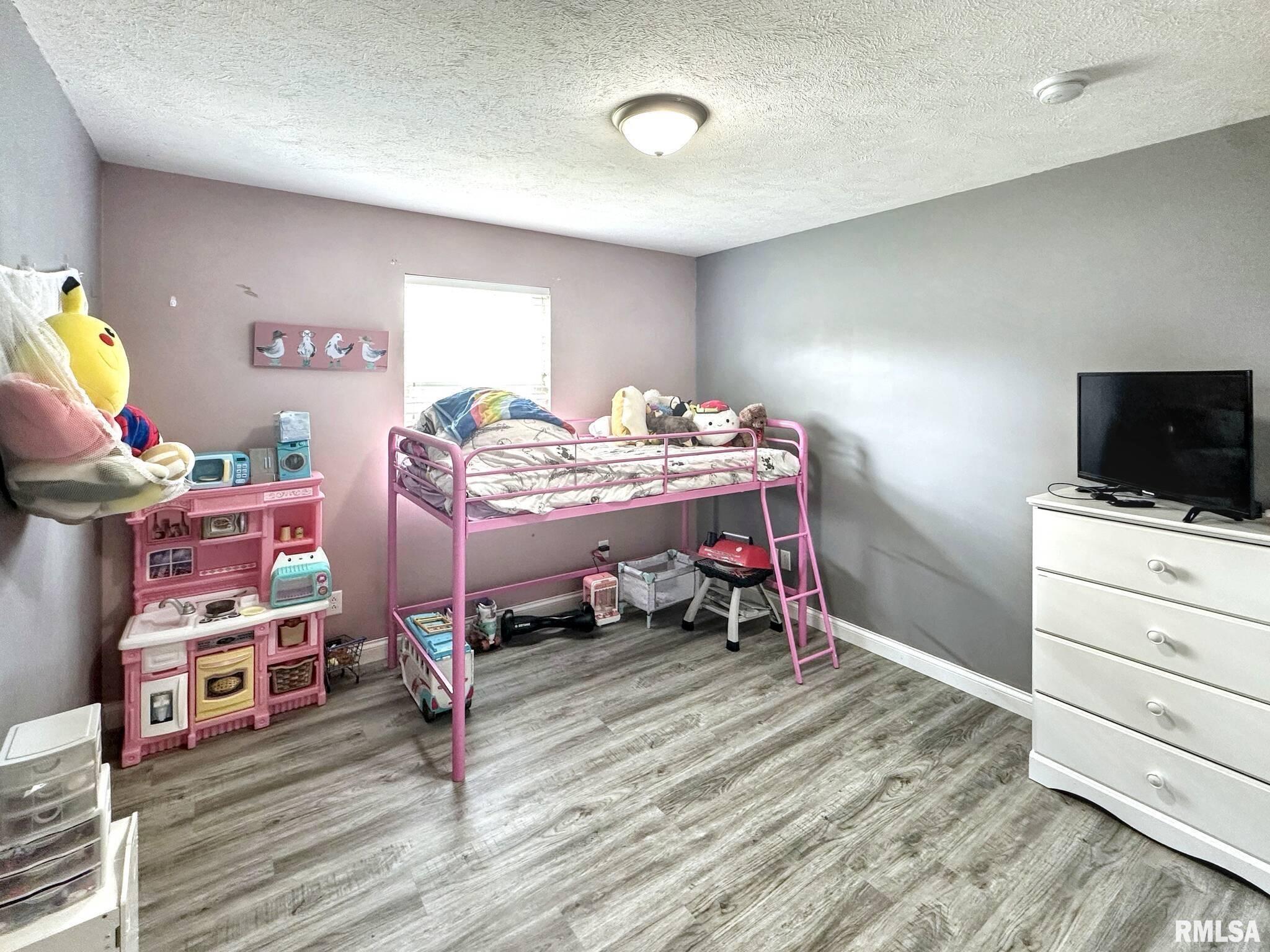 203 Breeze Drive, Carterville, Illinois image 16