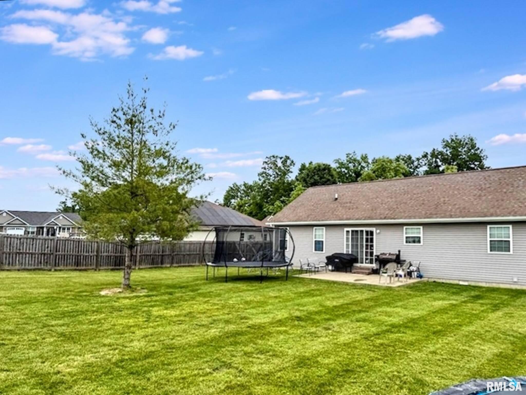 203 Breeze Drive, Carterville, Illinois image 23