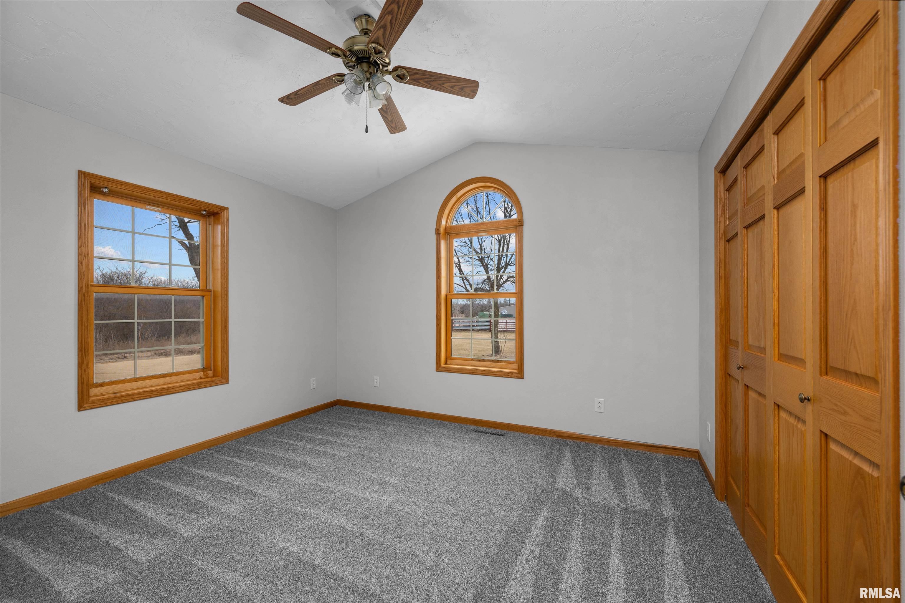 2260A 260th Avenue, De Witt, Iowa image 24