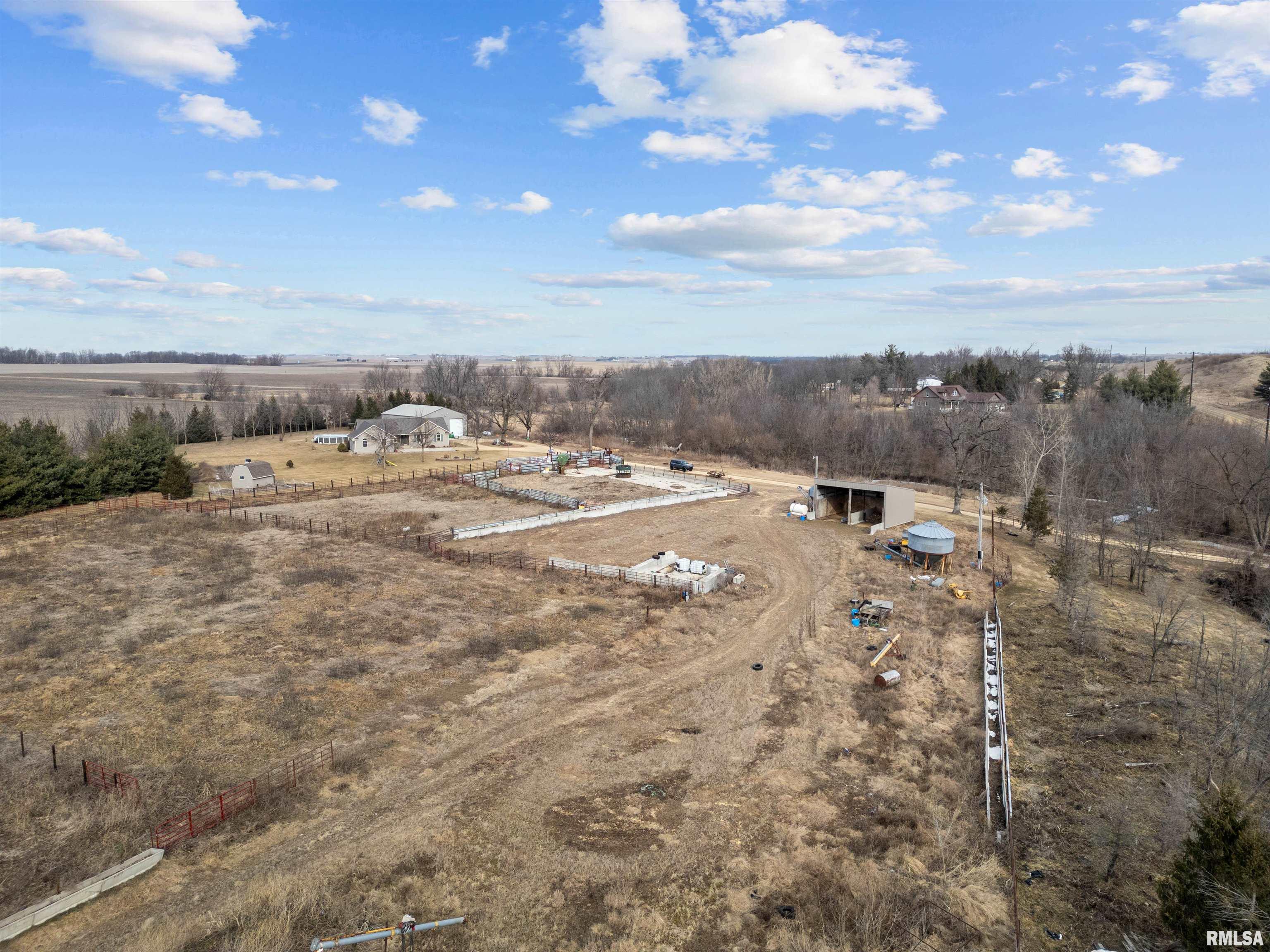 2260A 260th Avenue, De Witt, Iowa image 44