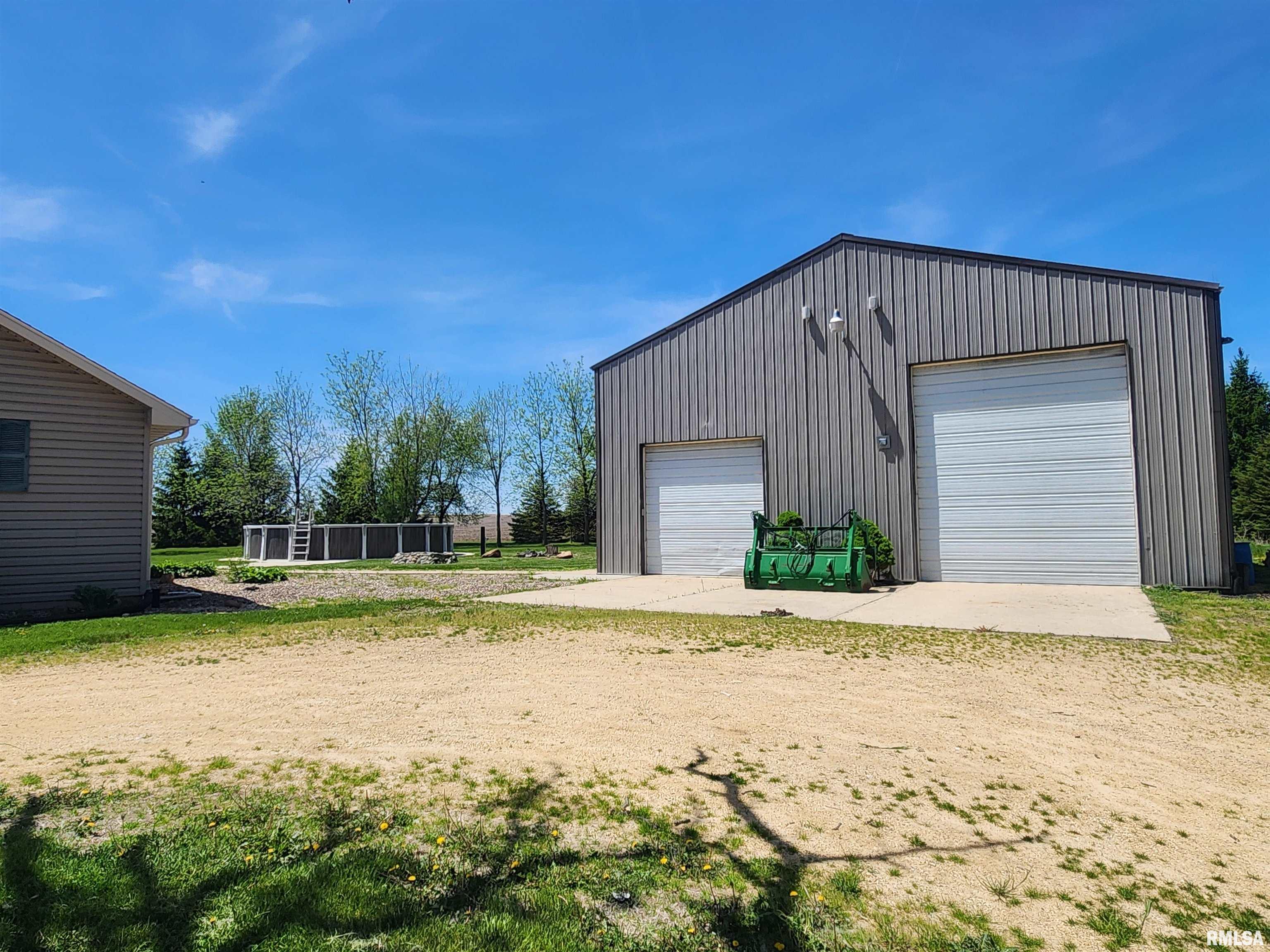 2260A 260th Avenue, De Witt, Iowa image 6