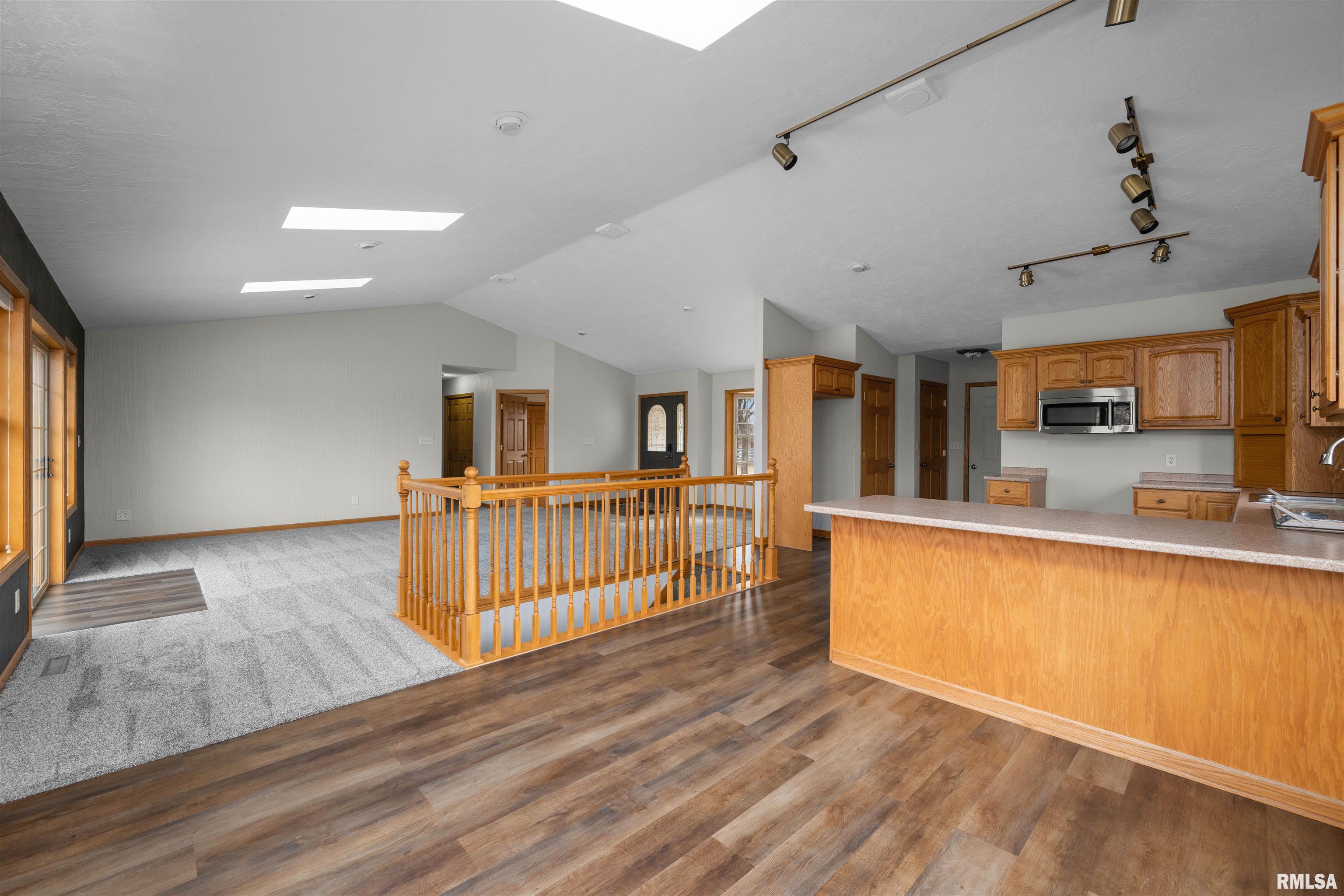 2260A 260th Avenue, De Witt, Iowa image 17
