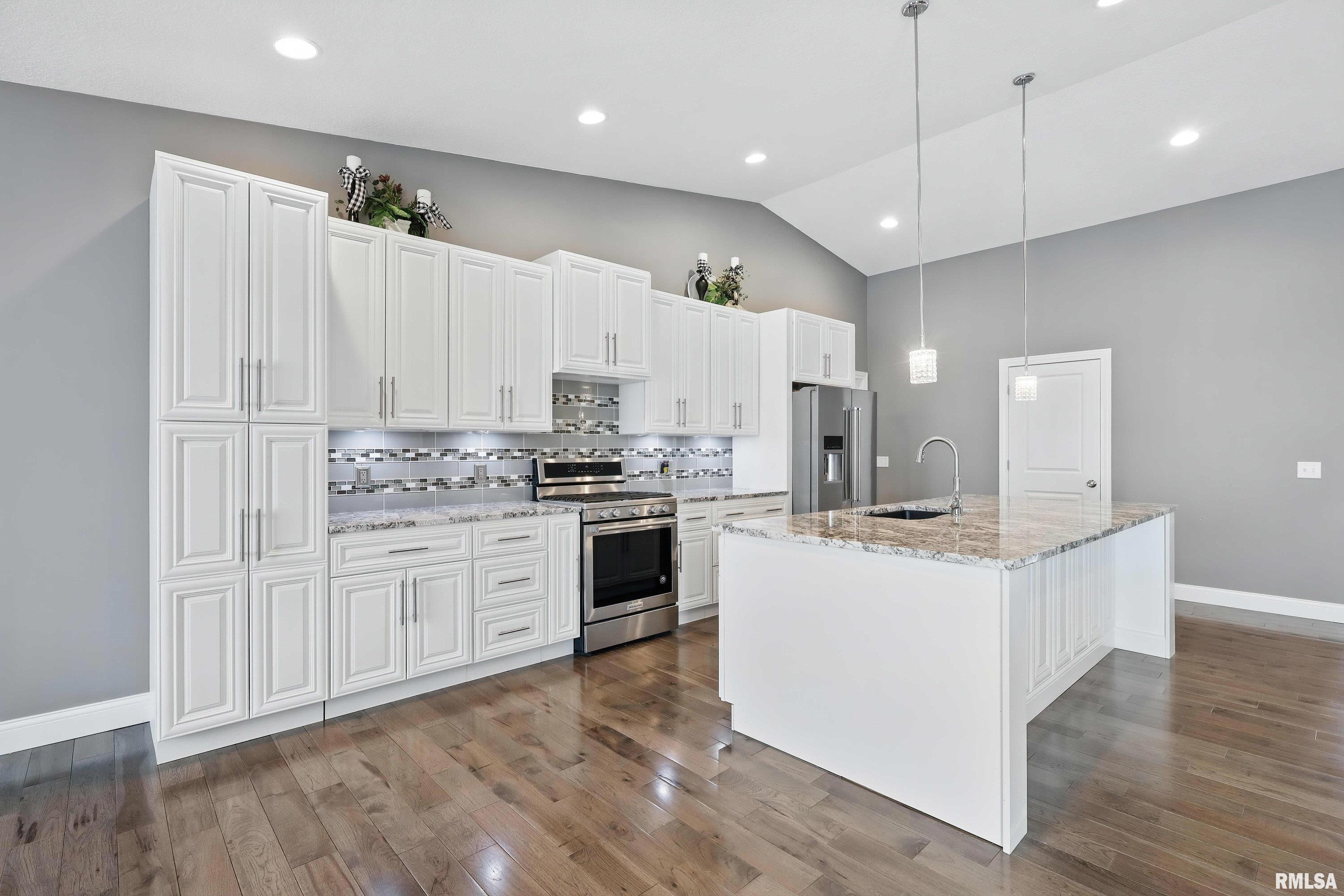 720 Deer Woods Drive, Davenport, Iowa image 11