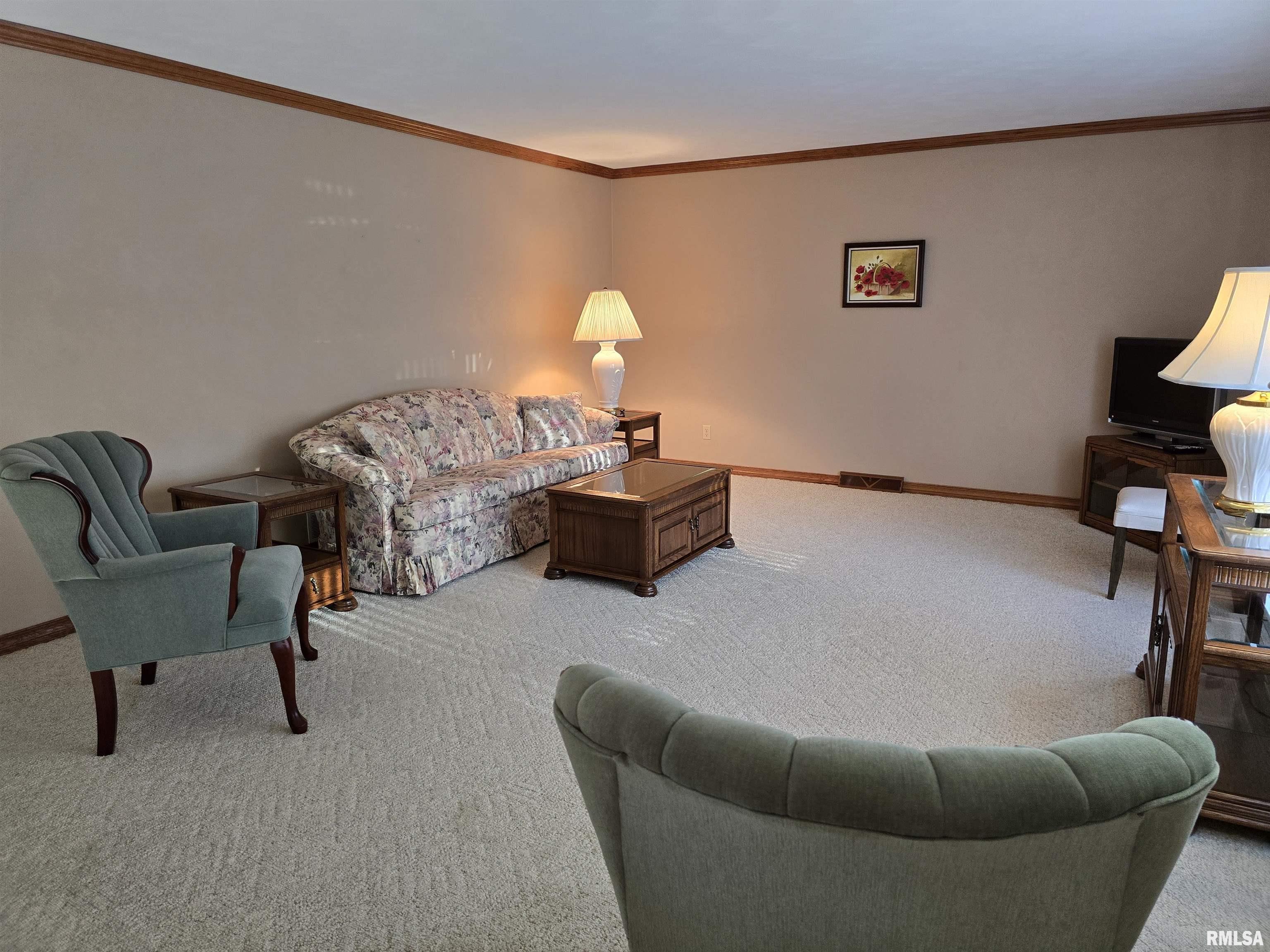 77 N Avenue C Avenue, Canton, Illinois image 11
