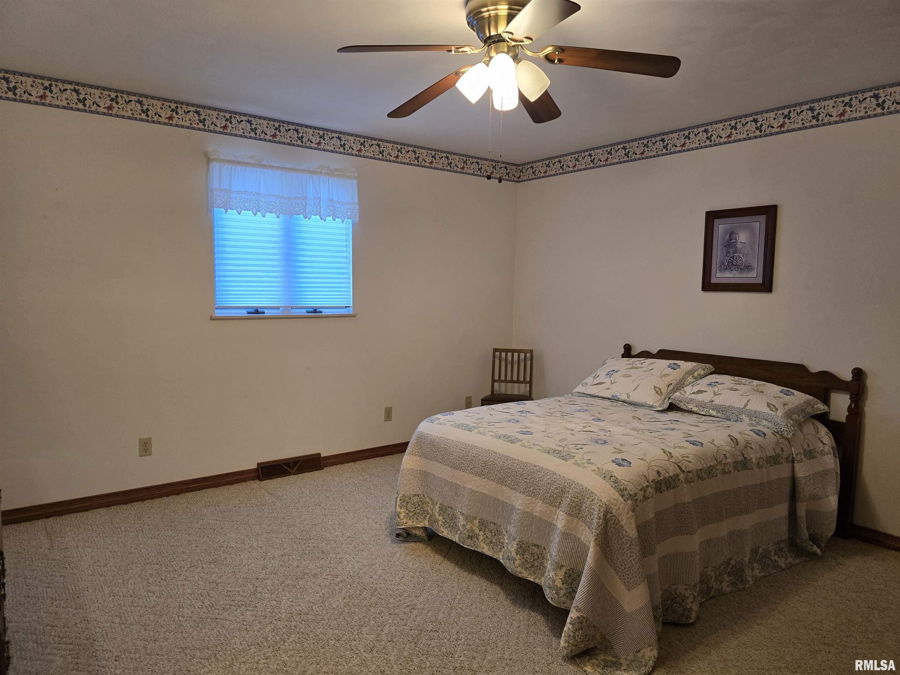 77 N Avenue C Avenue, Canton, Illinois image 24