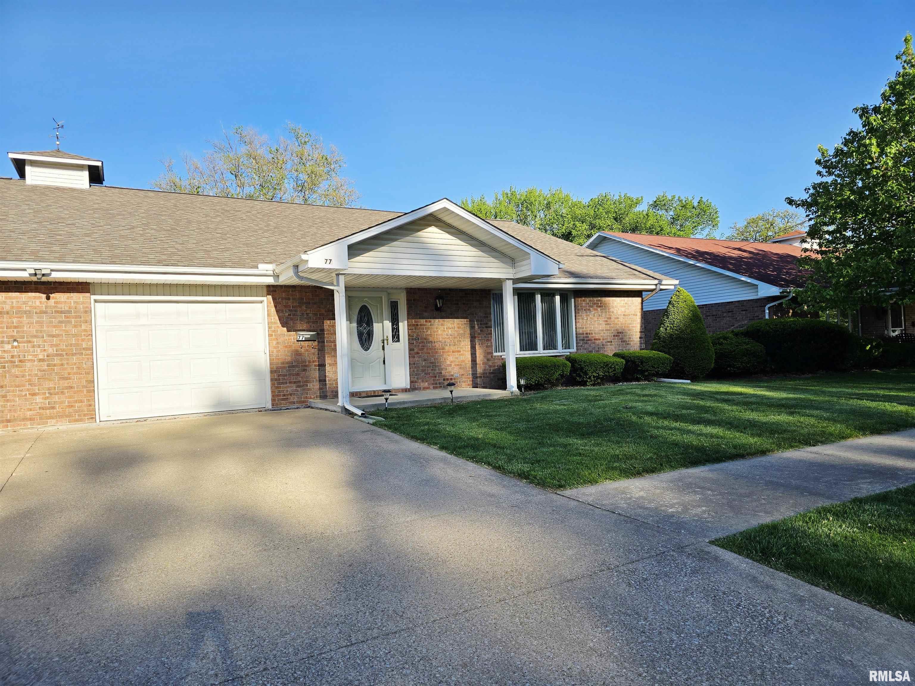 77 N Avenue C Avenue, Canton, Illinois image 1