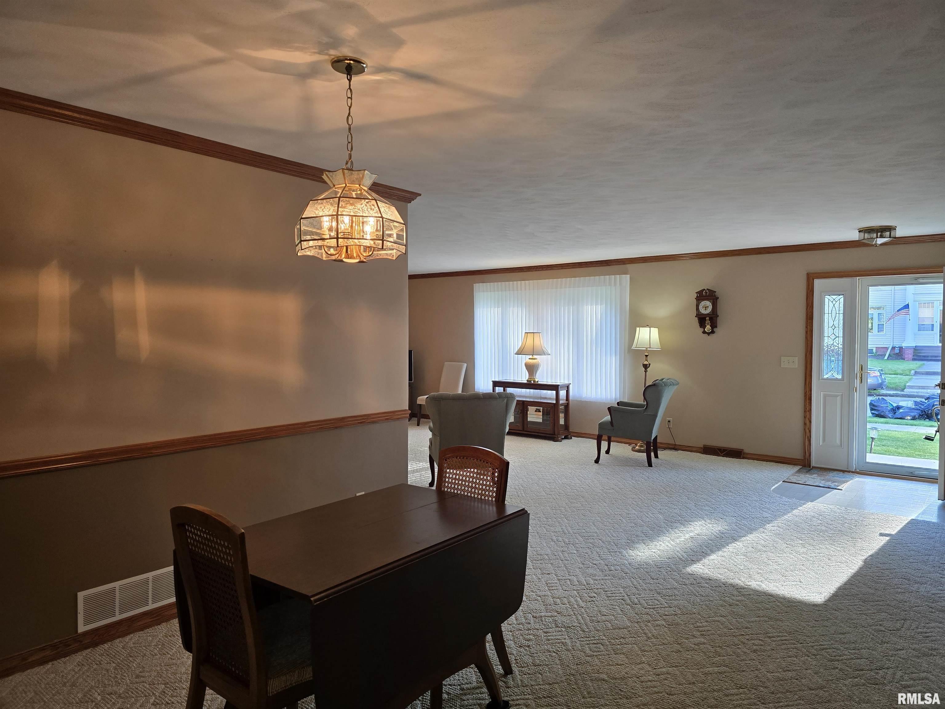 77 N Avenue C Avenue, Canton, Illinois image 9