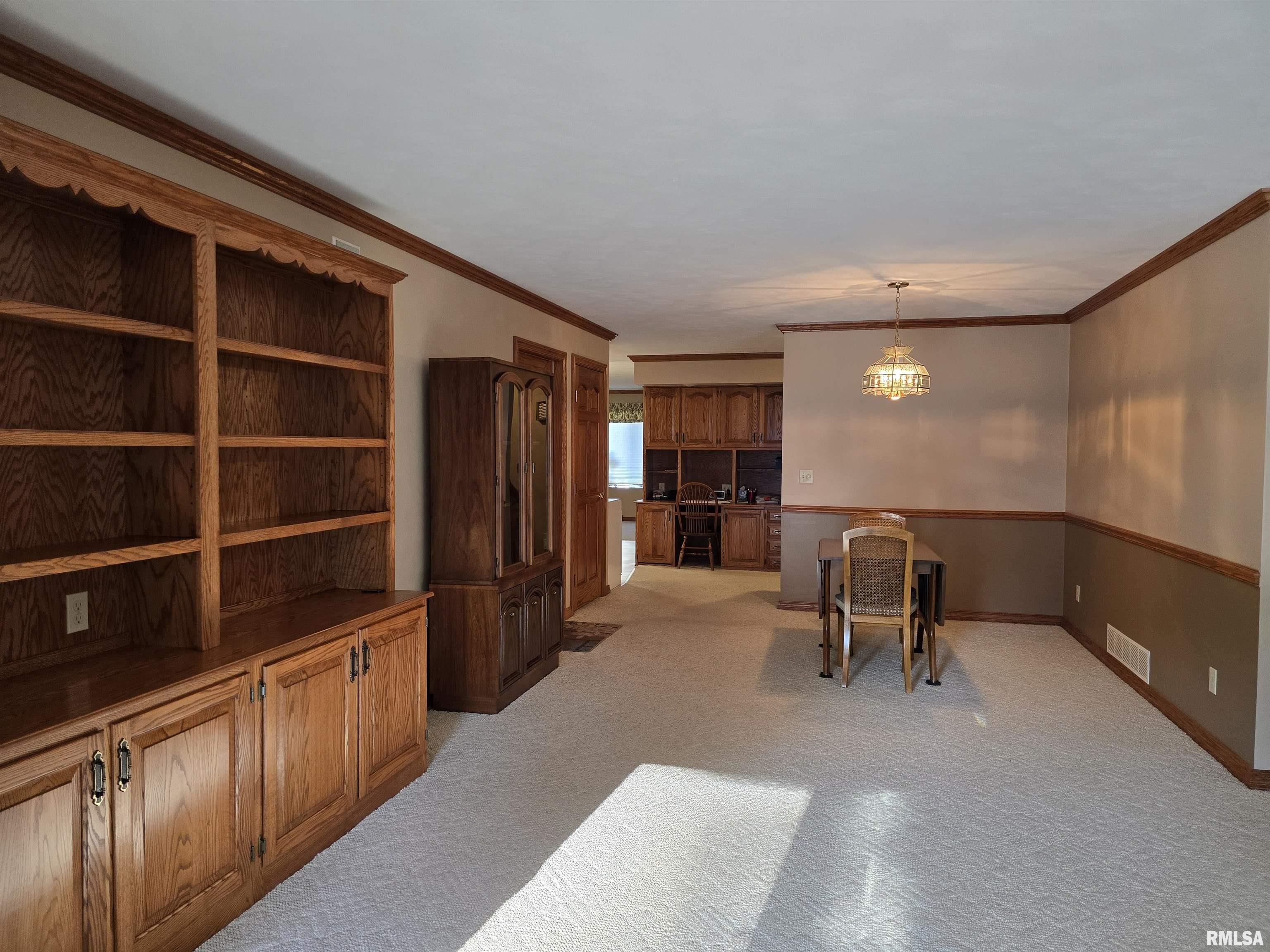 77 N Avenue C Avenue, Canton, Illinois image 6