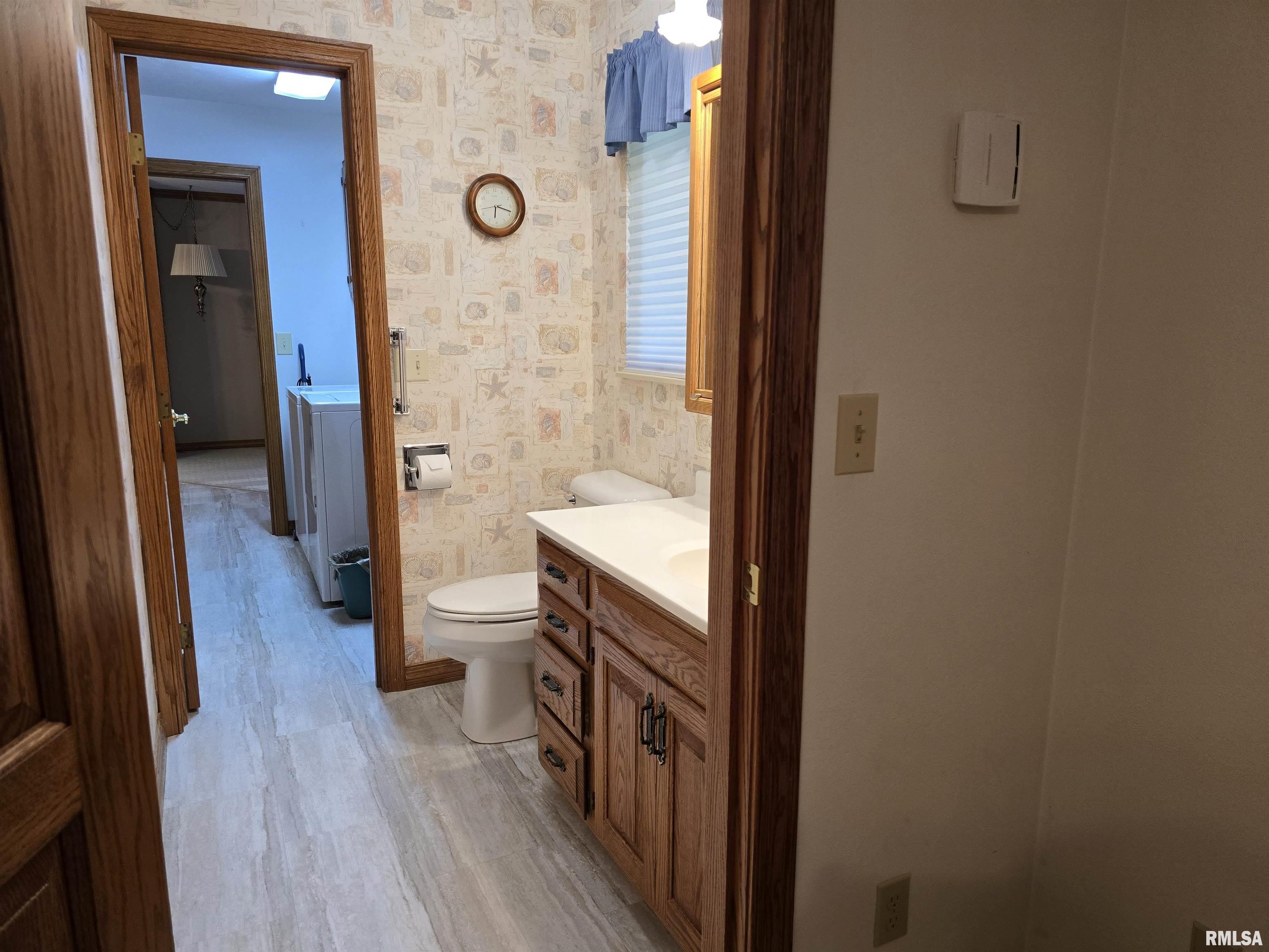 77 N Avenue C Avenue, Canton, Illinois image 32