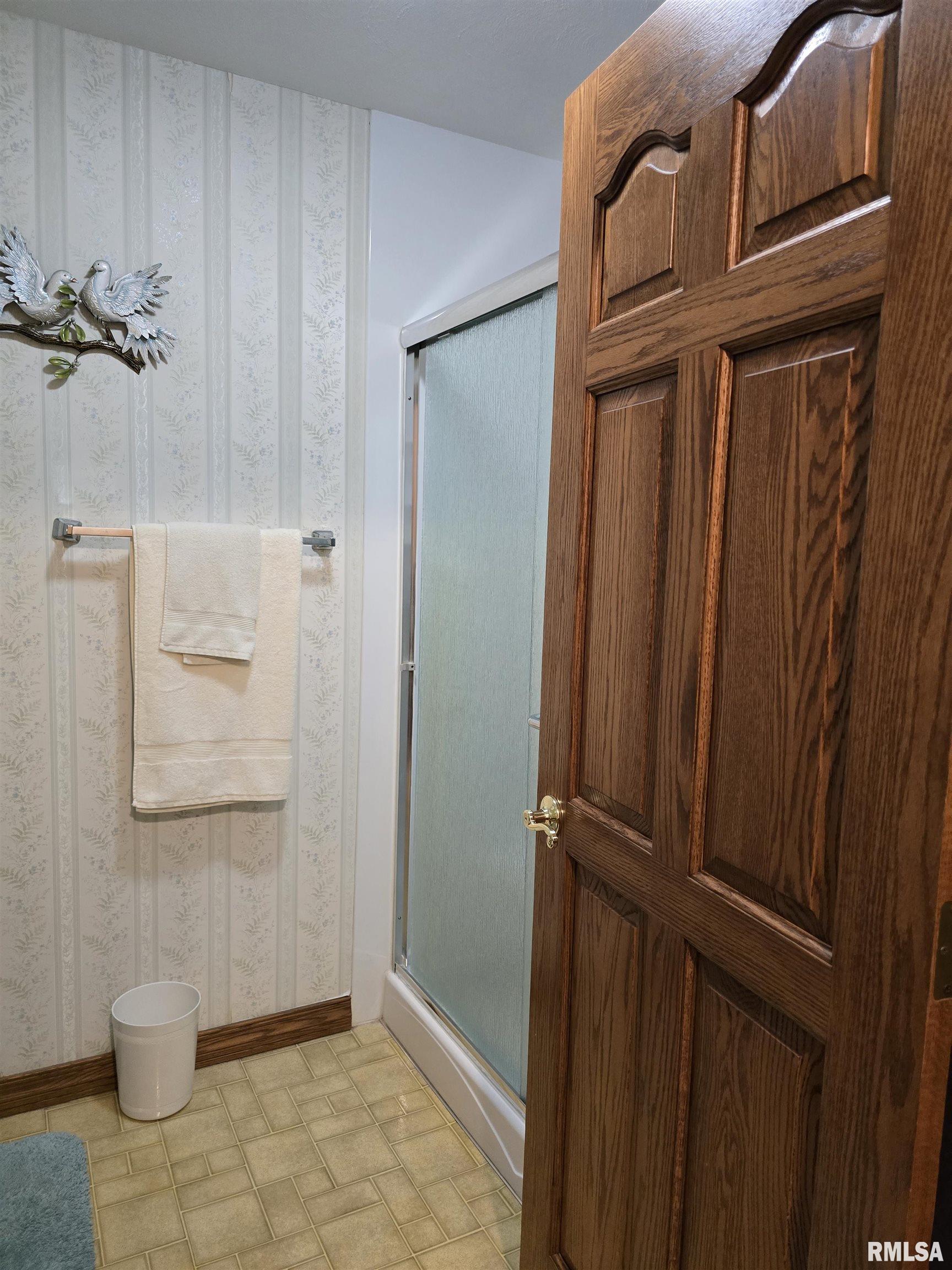 77 N Avenue C Avenue, Canton, Illinois image 25