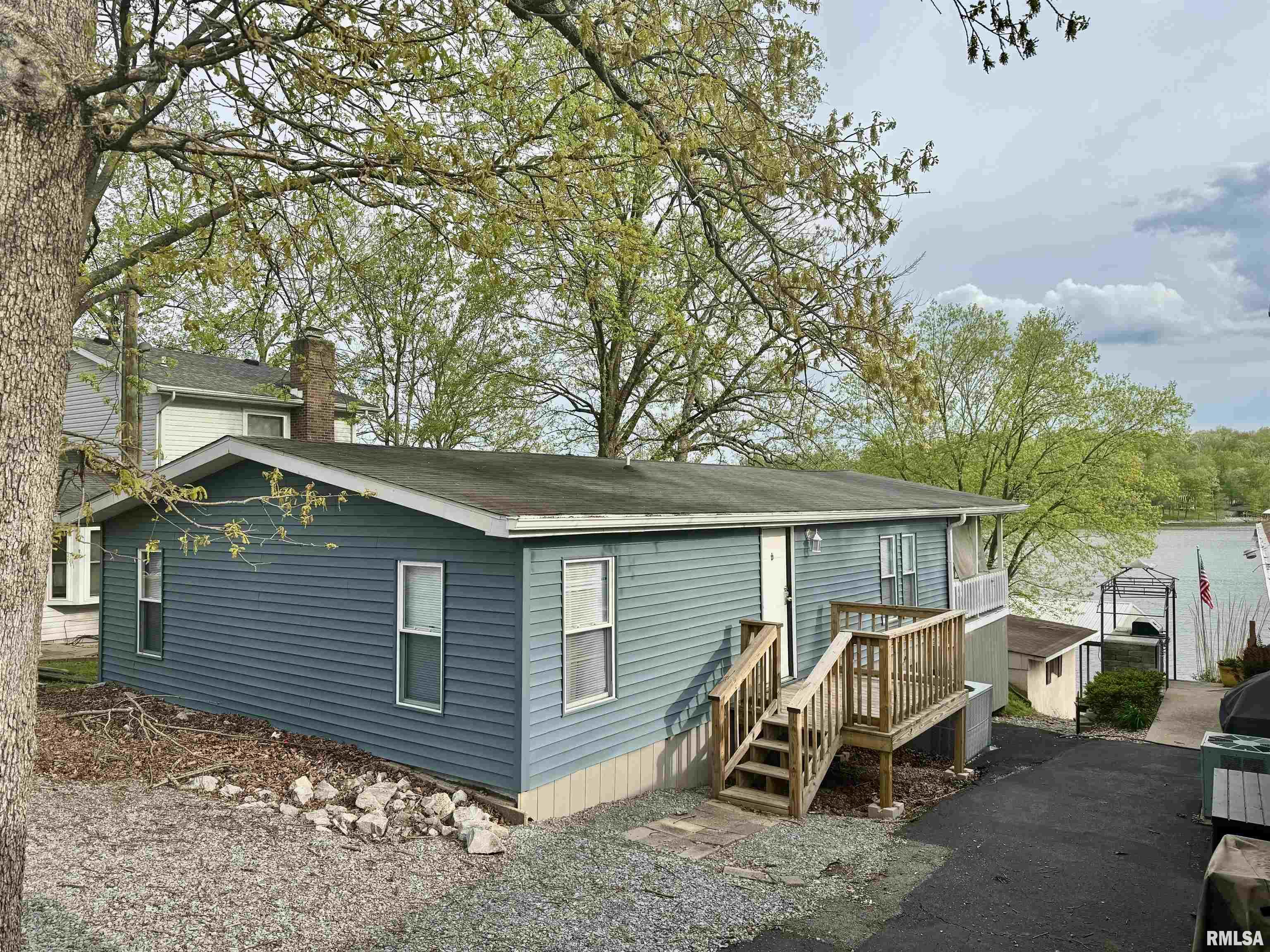 13537 S Egypt Shores Drive, Creal Springs, Illinois image 1