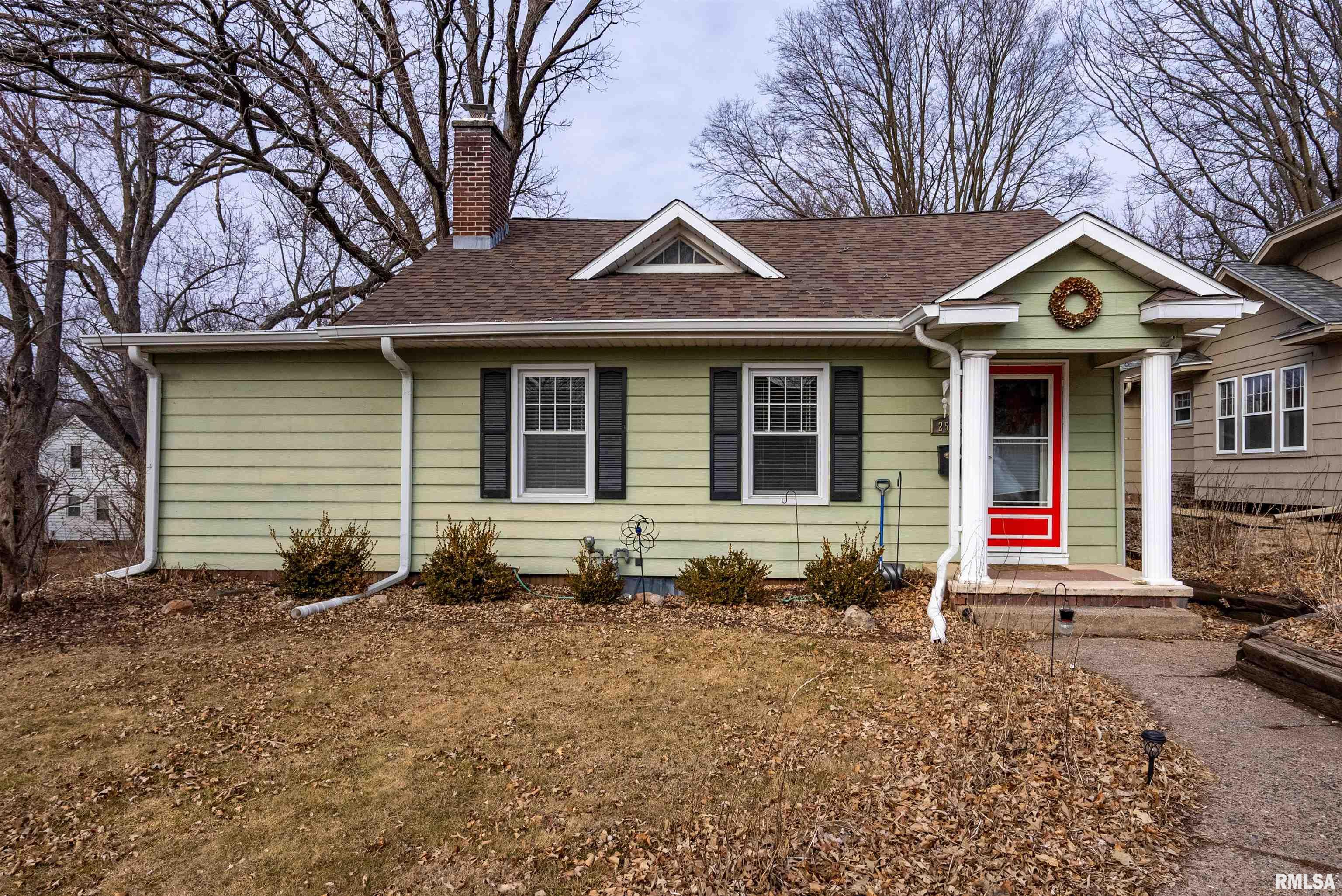 2502 E 18th Street, Davenport, Iowa image 1
