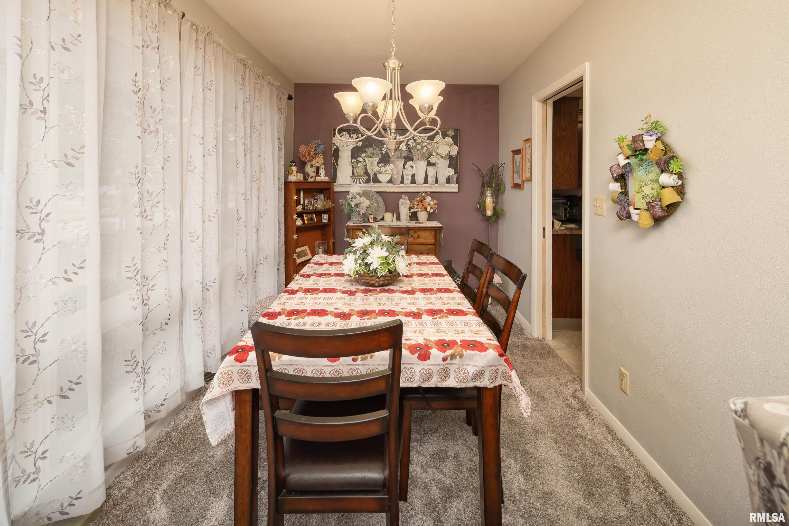 2321 31st Street A, Moline, Illinois image 6