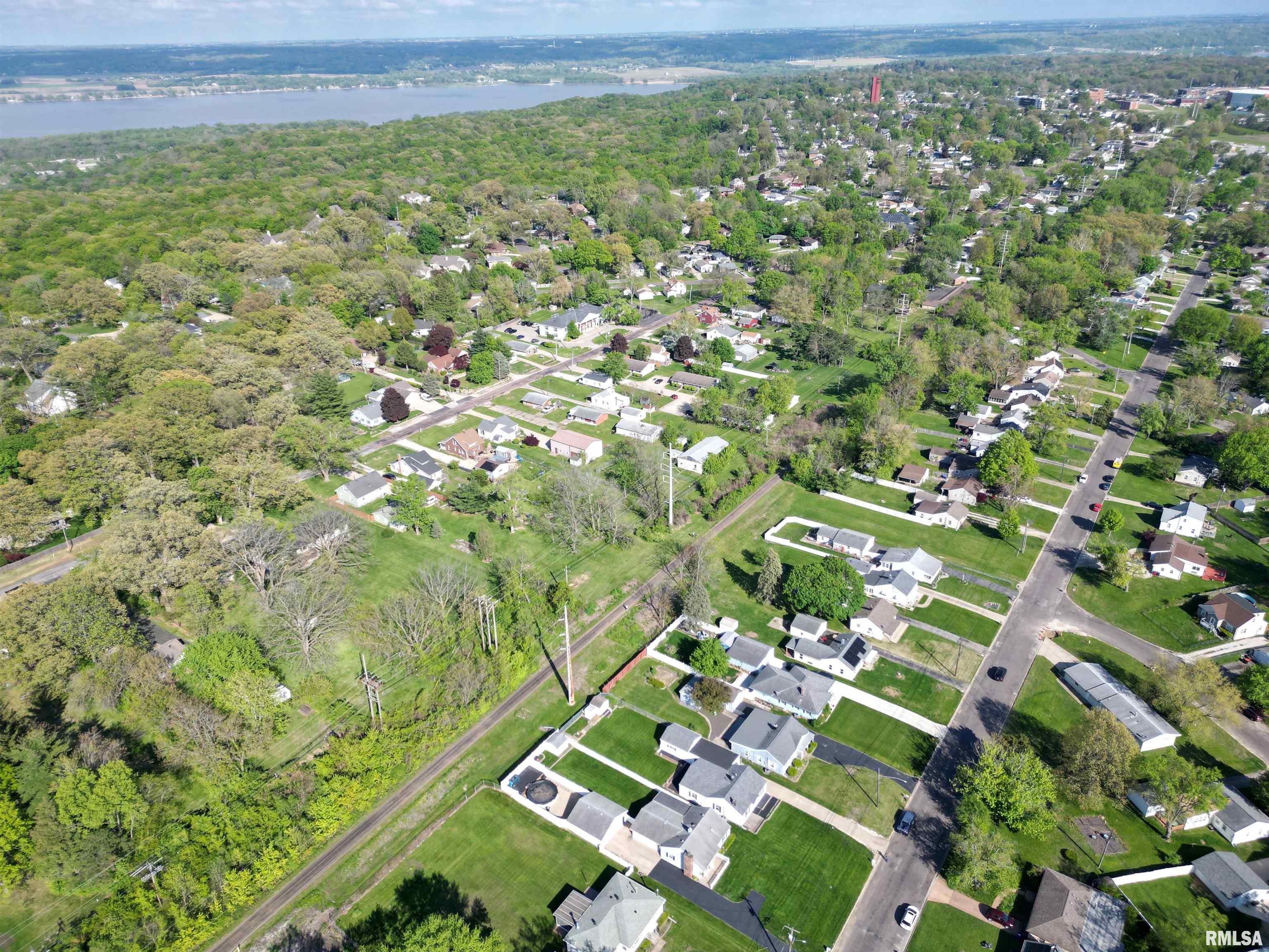 5426 N Glen Elm Drive, Peoria Heights, Illinois image 29