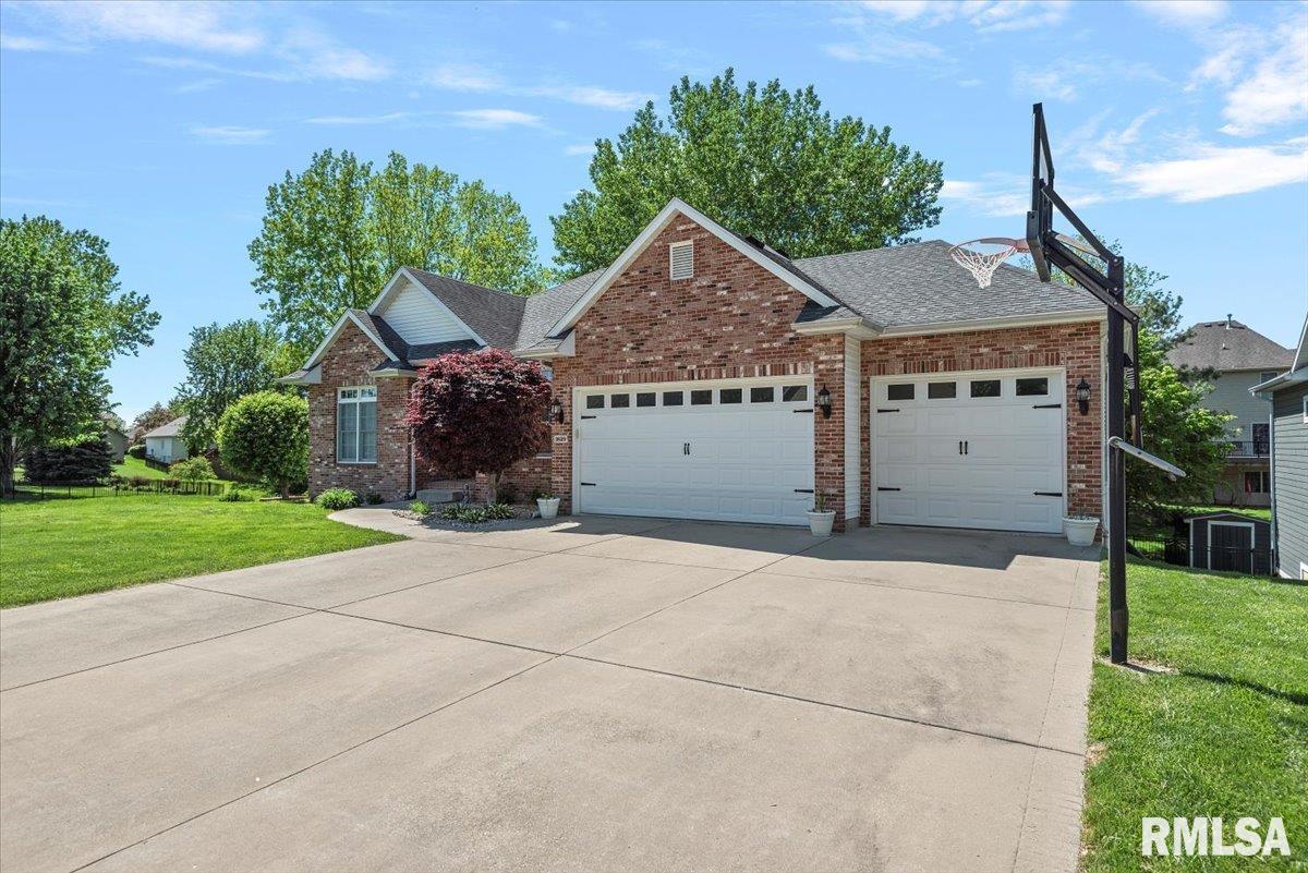 1629 Hoechester Road, Springfield, Illinois image 3