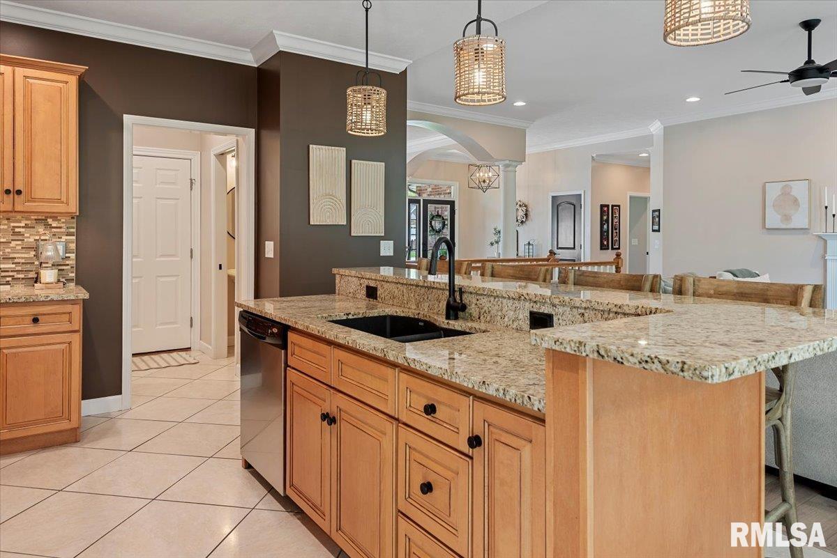 1629 Hoechester Road, Springfield, Illinois image 15