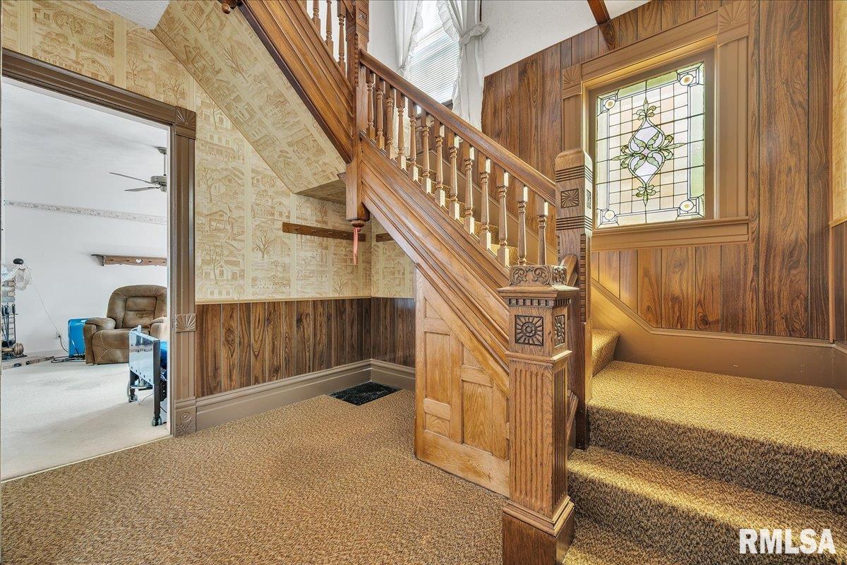 201 E Jefferson Street, Washington, Illinois image 3