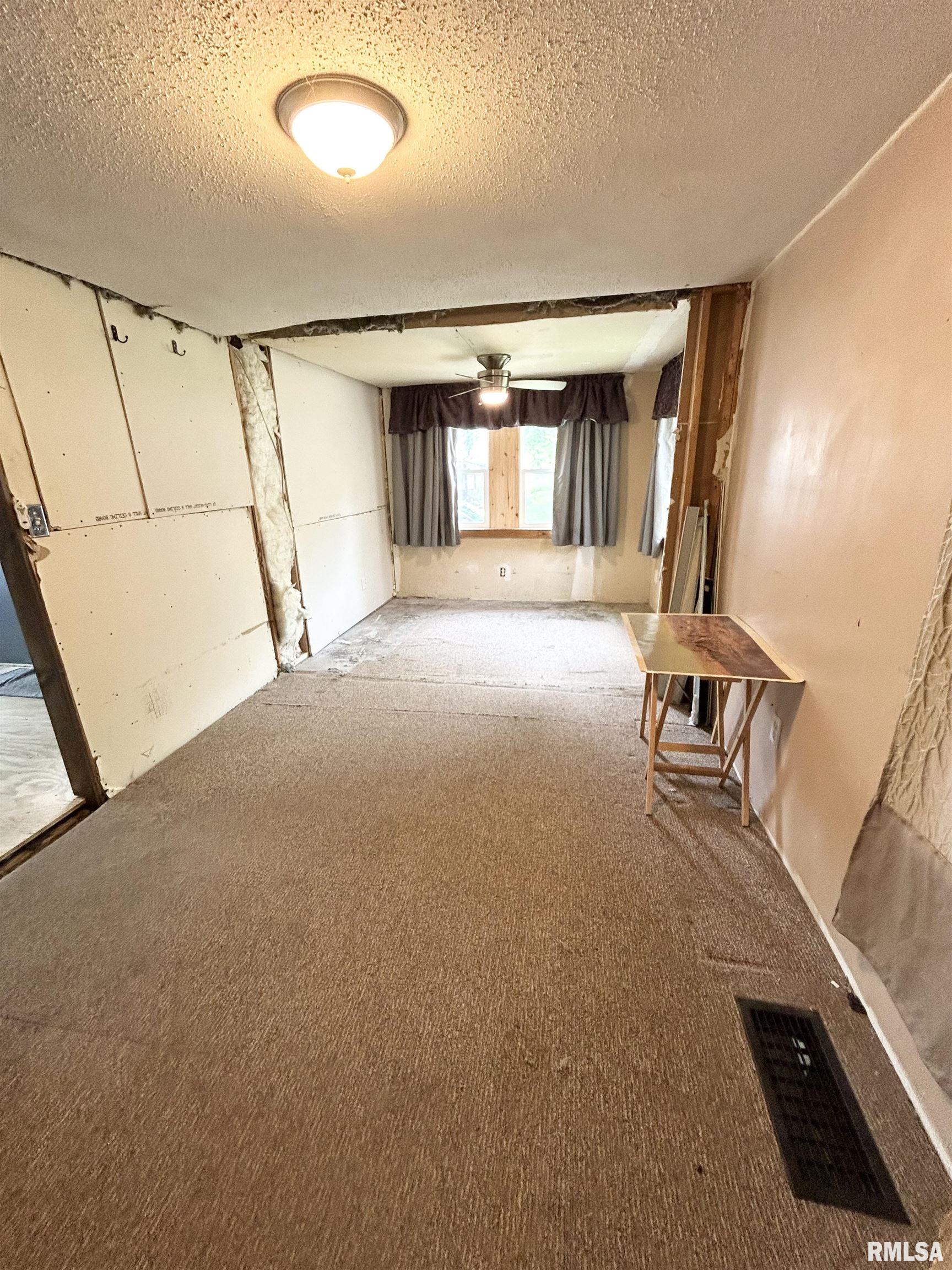 332 South Street, Pekin, Illinois image 9