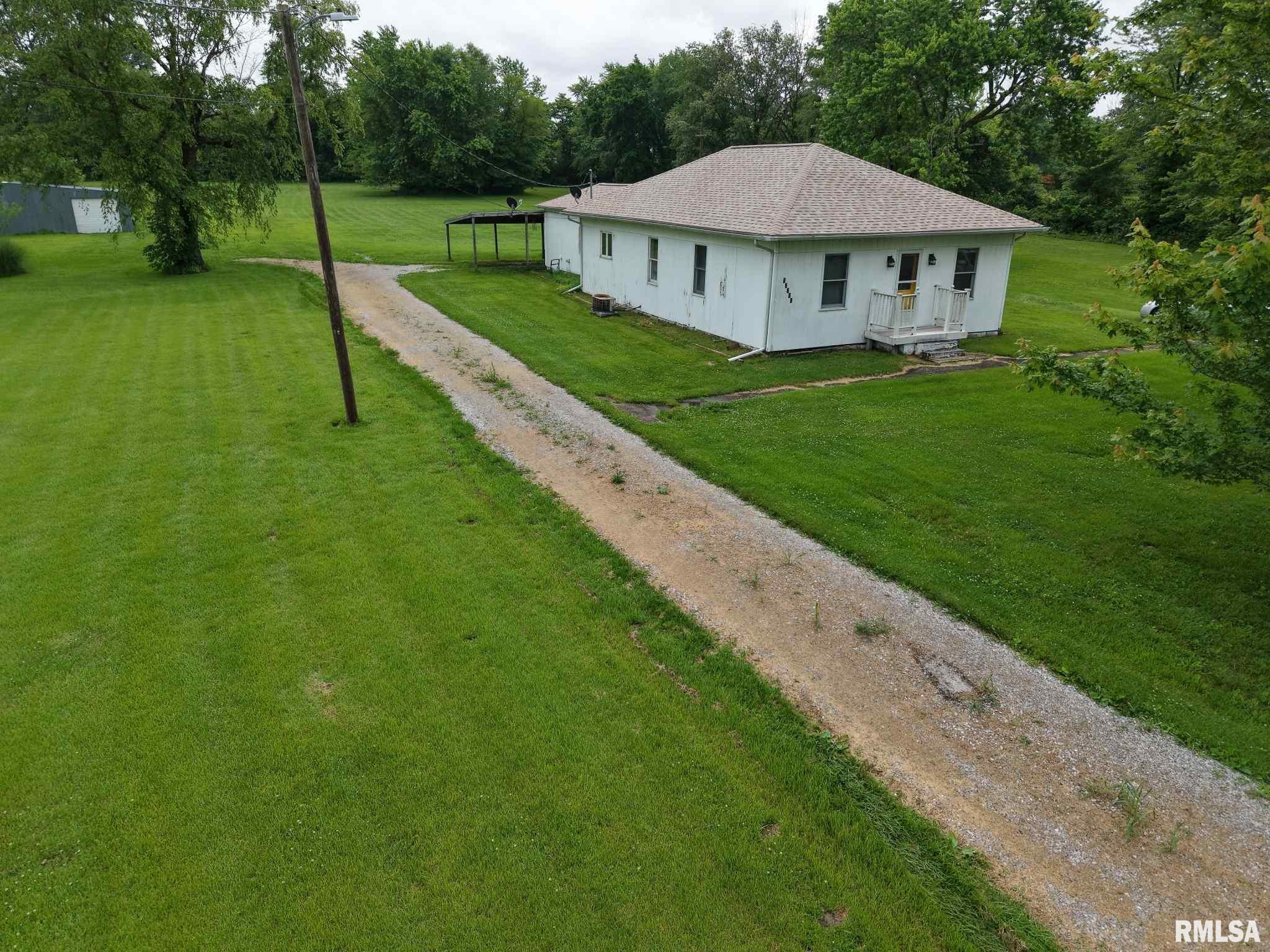11218 Old Lake Road, Benton, Illinois image 2