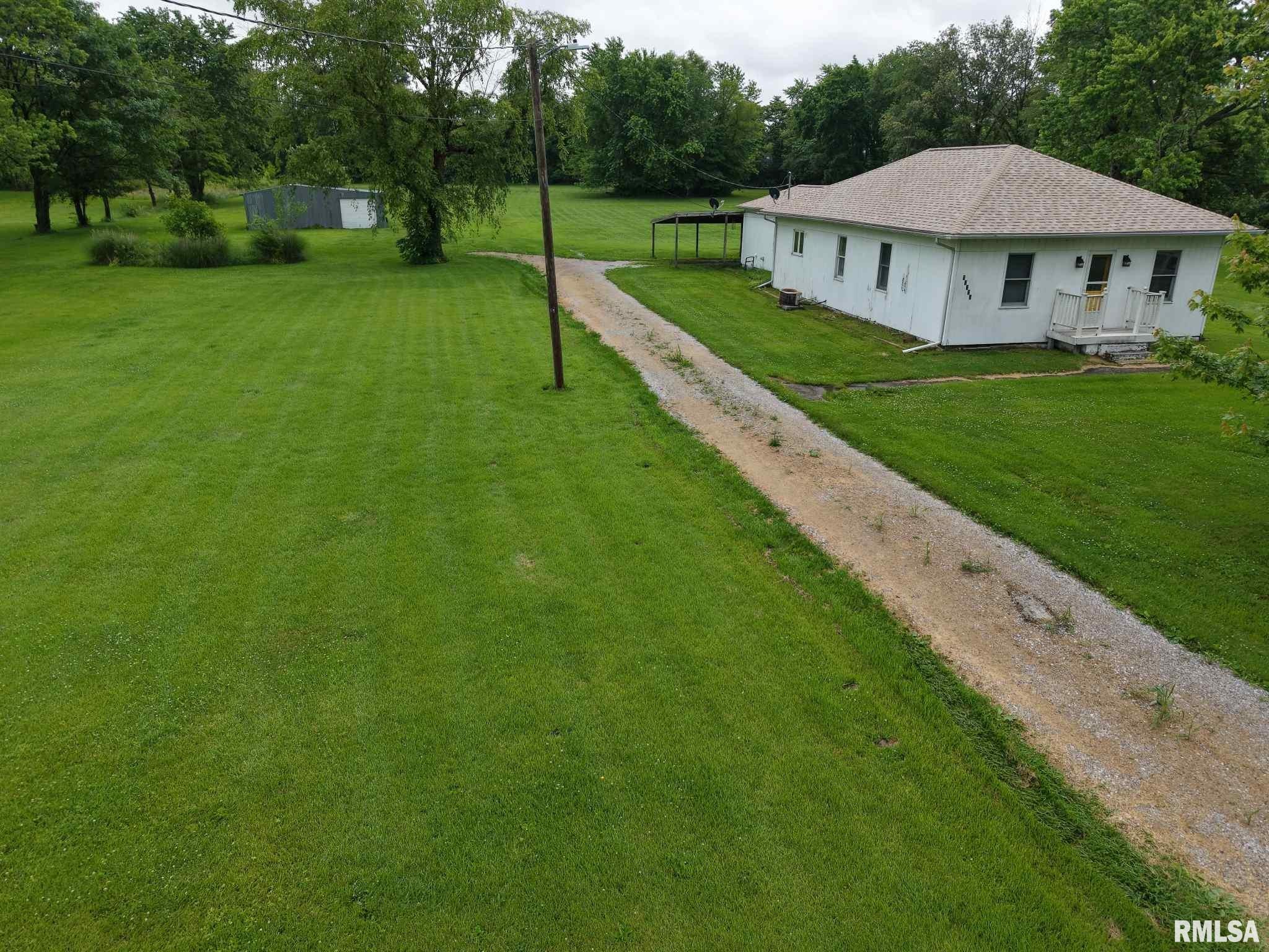 11218 Old Lake Road, Benton, Illinois image 3