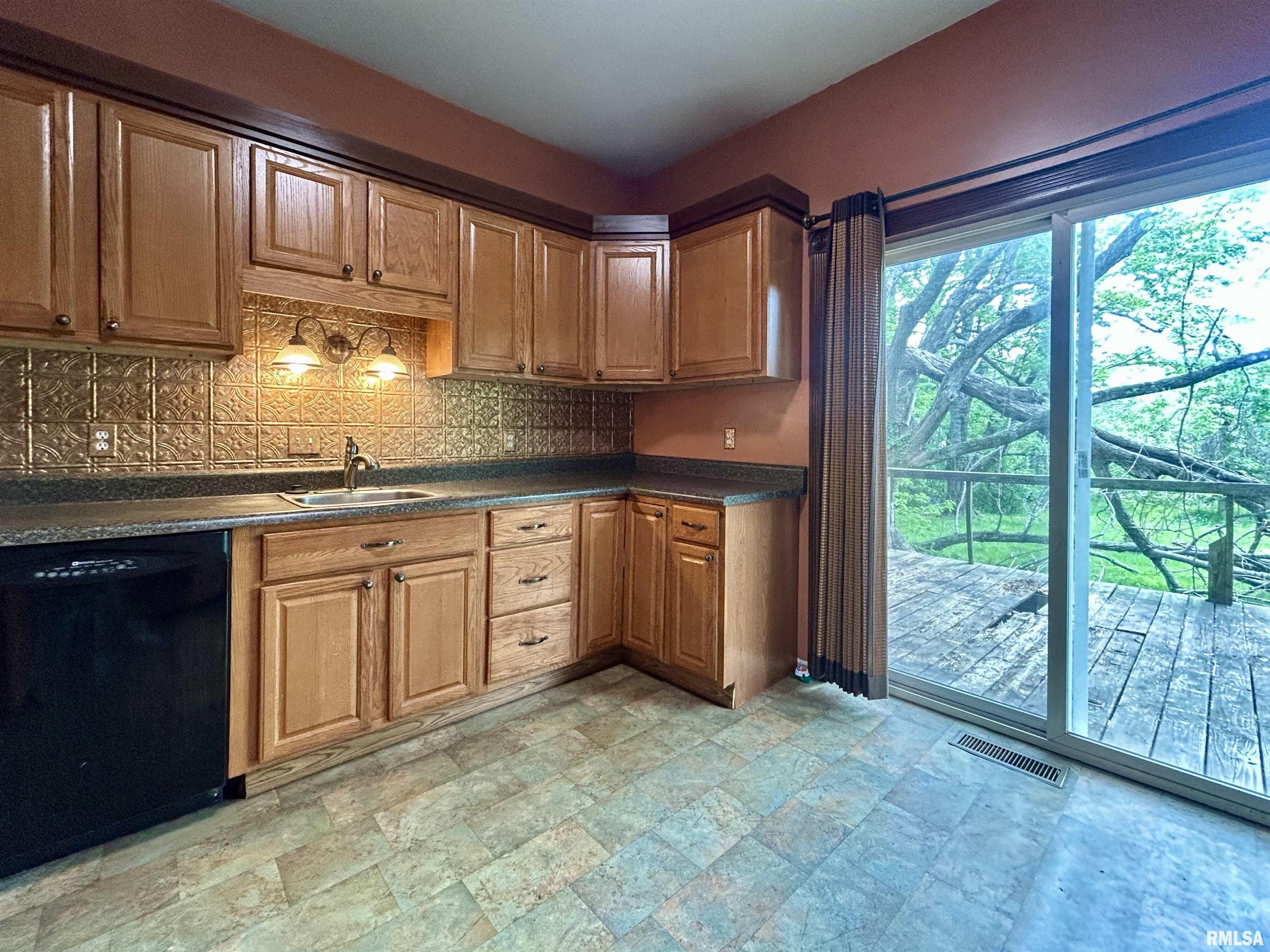 298 Cedar Creek Road, Makanda, Illinois image 11