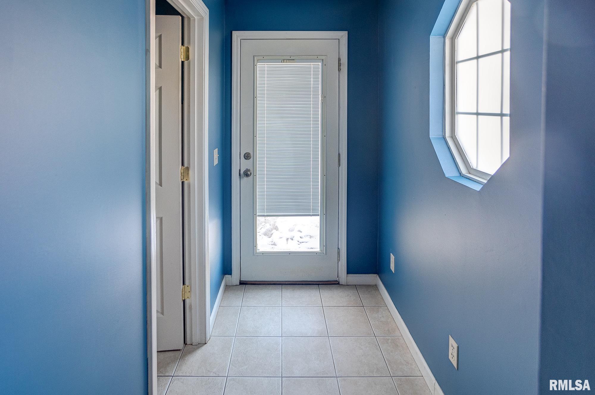 29 W Lakeshore Drive, Belleville, Illinois image 24