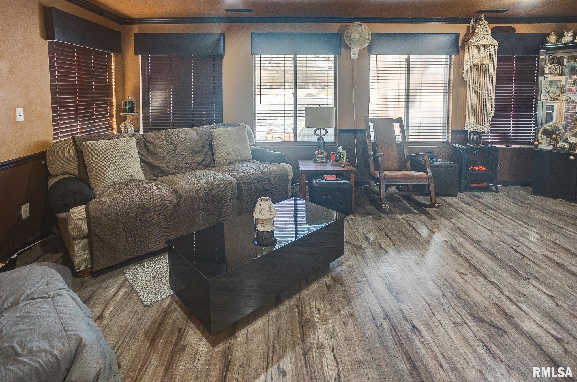 29 W Lakeshore Drive, Belleville, Illinois image 5