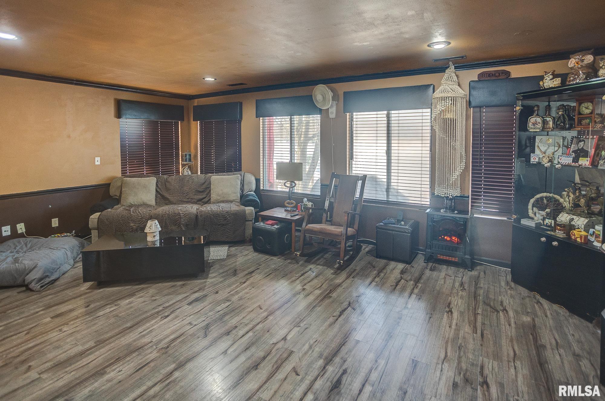 29 W Lakeshore Drive, Belleville, Illinois image 10