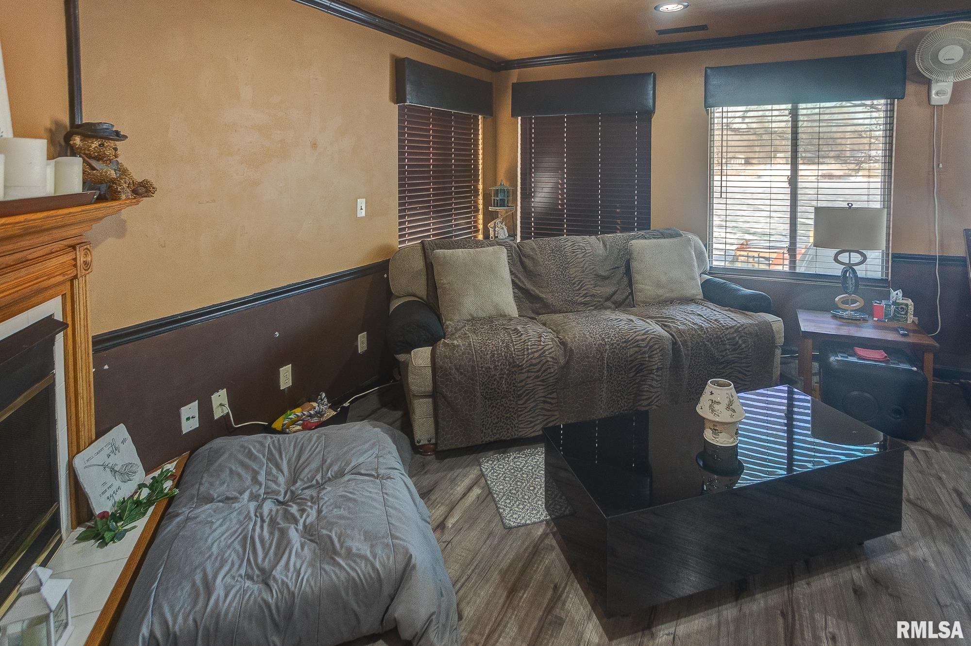 29 W Lakeshore Drive, Belleville, Illinois image 6
