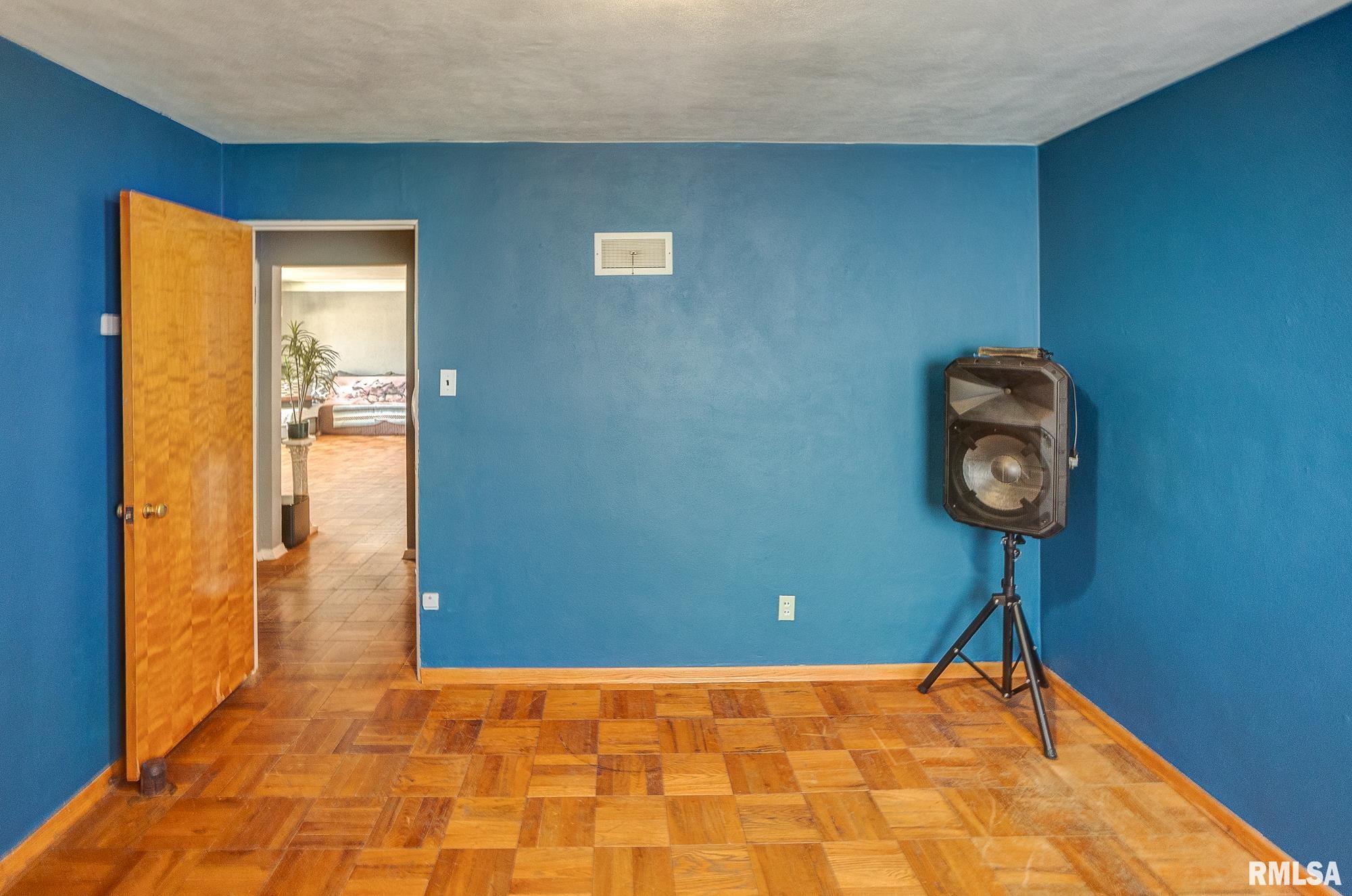 29 W Lakeshore Drive, Belleville, Illinois image 23