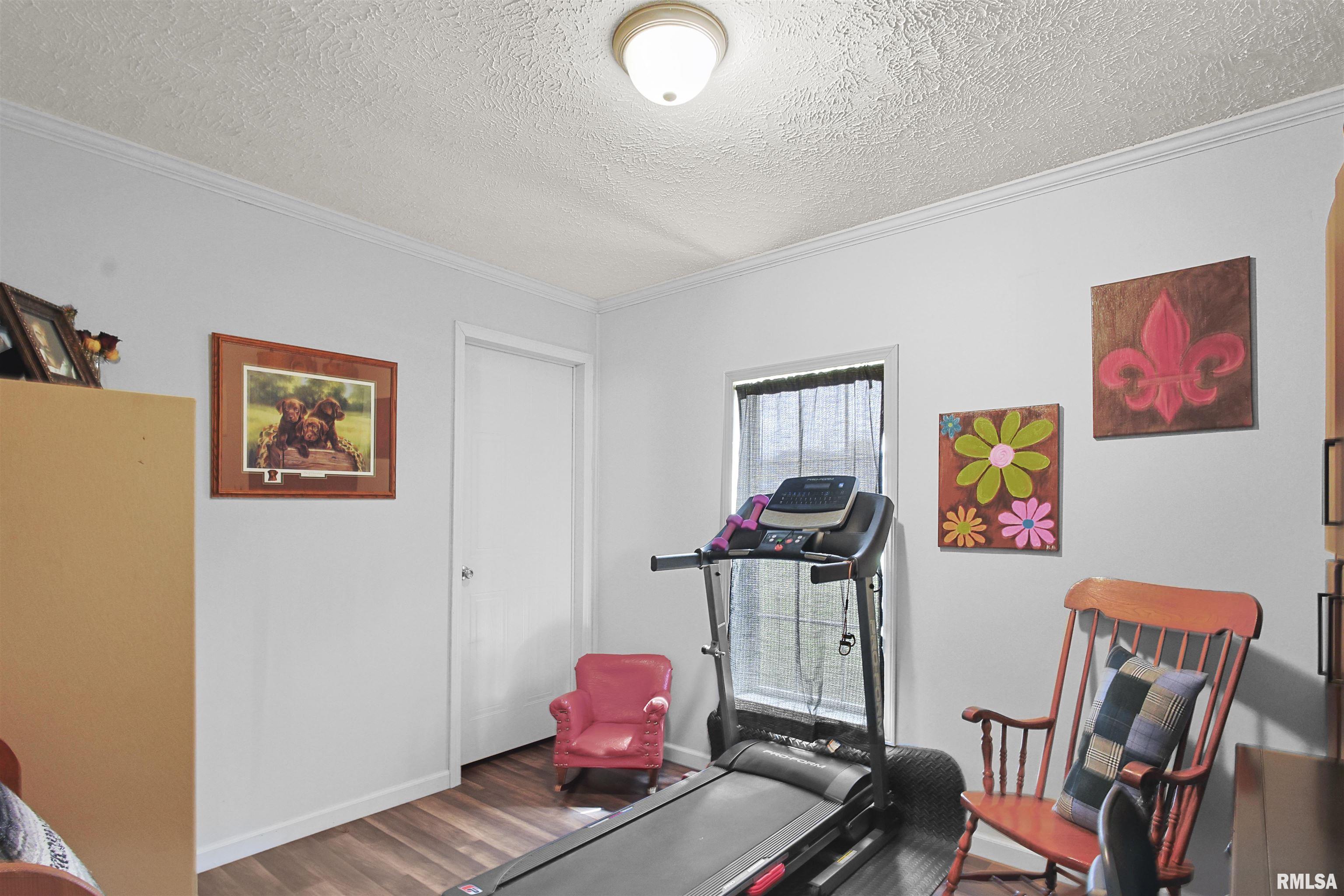 102 E Woolcott Street, Harrisburg, Illinois image 19