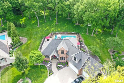 Homes For Sale - 905 Brookline Drive<br/> Woodford County, Eureka, IL 61530