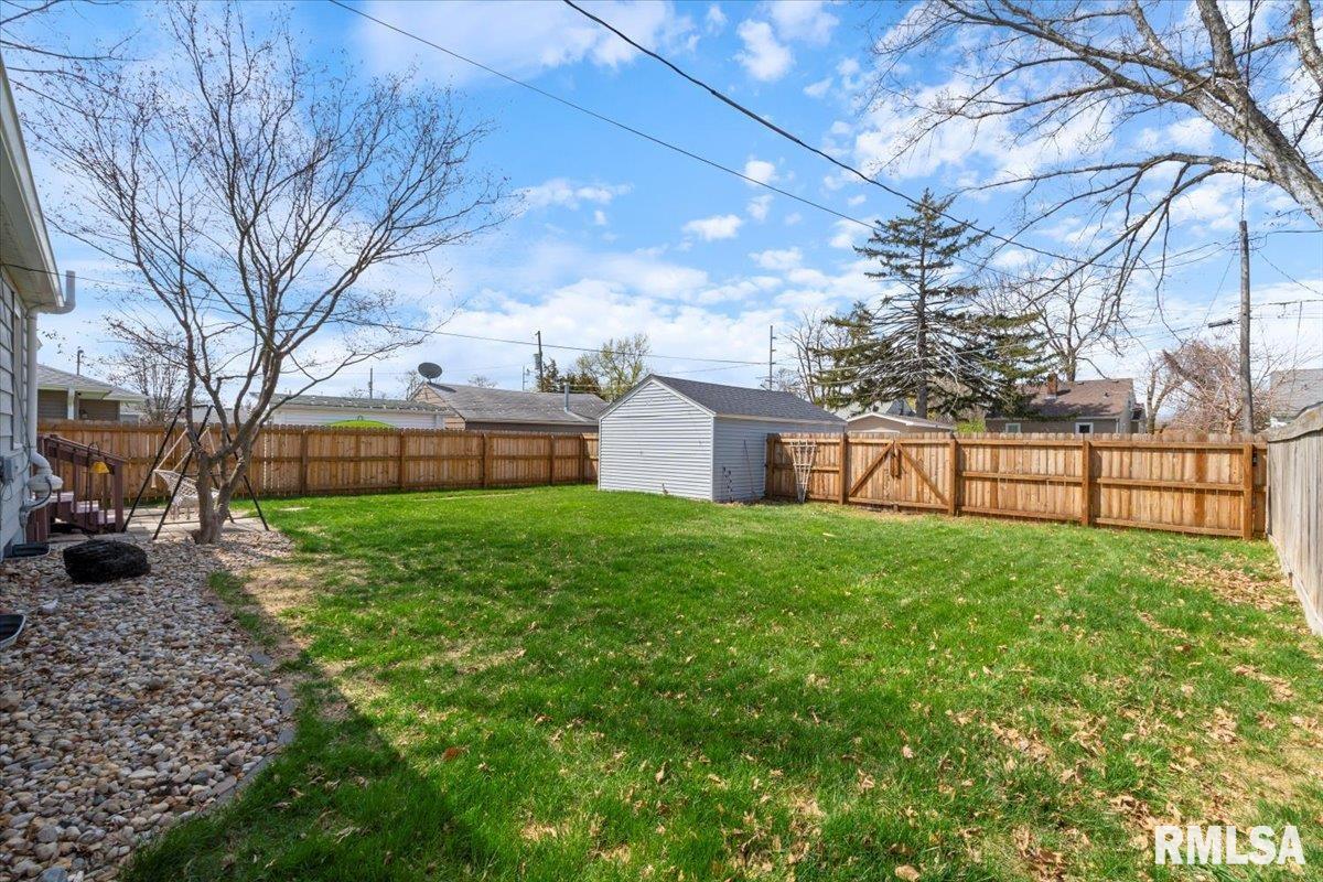 2941 8th Street, Moline, Illinois image 33