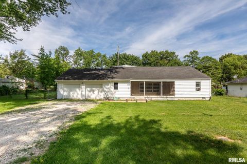 Homes For Sale - 2133 N Northcrest Drive<br/> Peoria County, Peoria, IL 61604