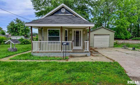 Homes For Sale - 523 S Walnut Street<br/> Christian County, Taylorville, IL 62568