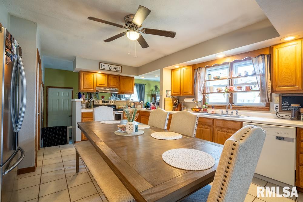 116 Circle Drive, Herrin, Illinois image 8