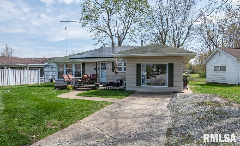 116 Circle Drive, Herrin, Illinois image 3