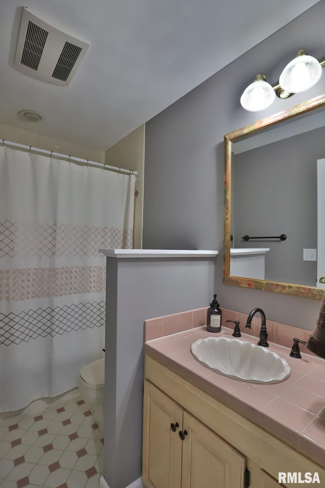 132 Star Rim Drive, East Peoria, Illinois image 44