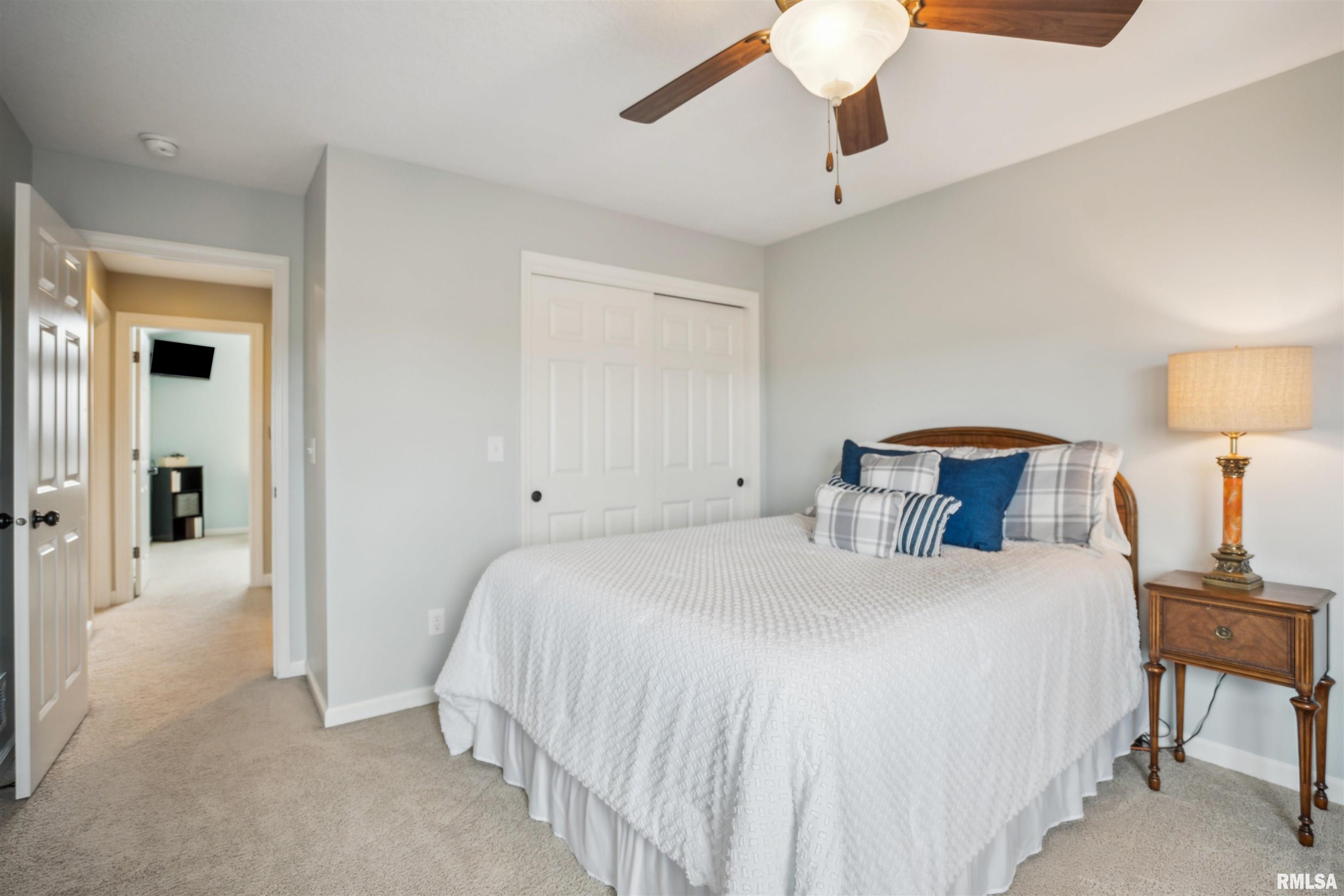 6049 Whispering Hill Drive, Bettendorf, Iowa image 20