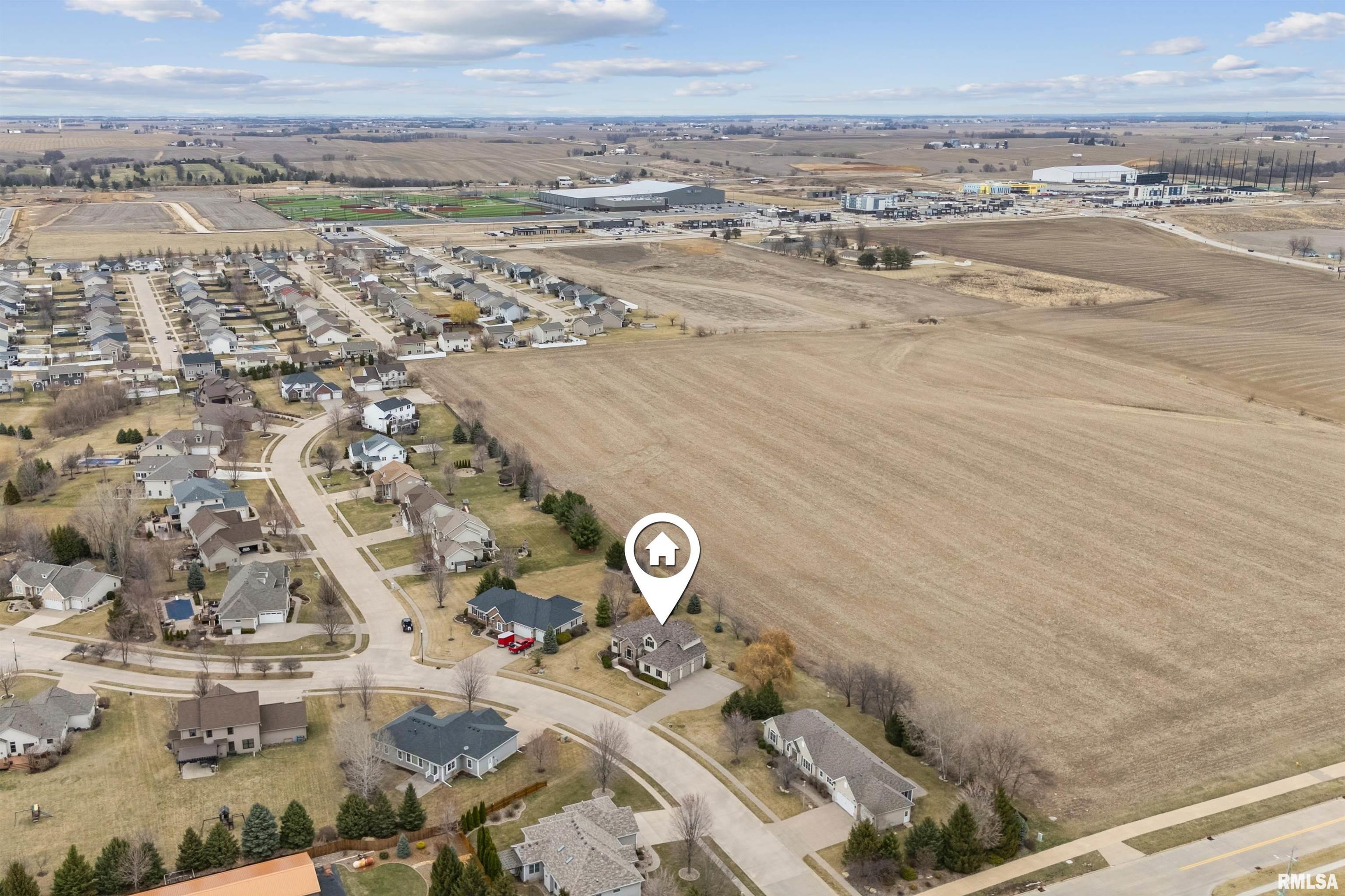 6049 Whispering Hill Drive, Bettendorf, Iowa image 39