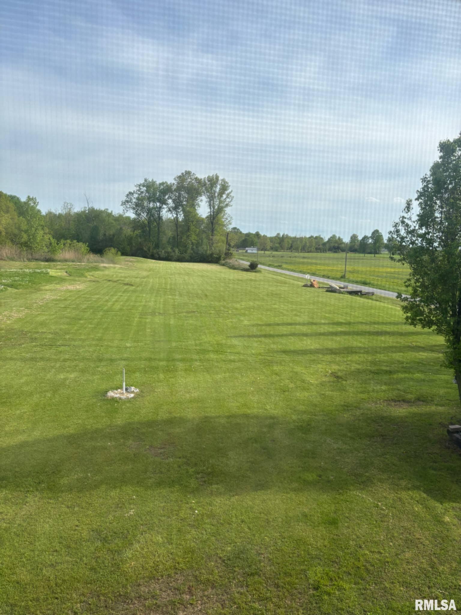 17116 Old Town Drive, Sesser, Illinois image 13