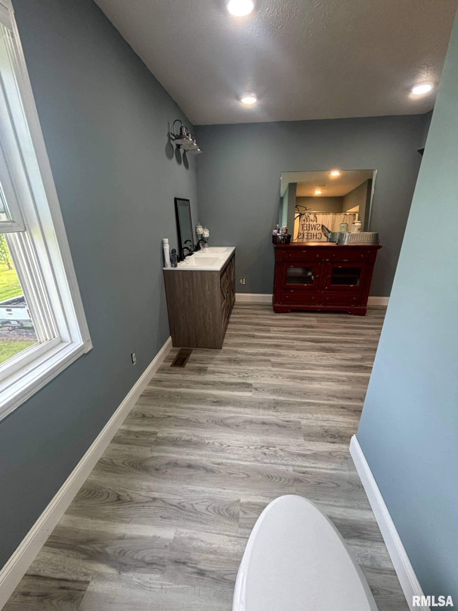 17116 Old Town Drive, Sesser, Illinois image 21