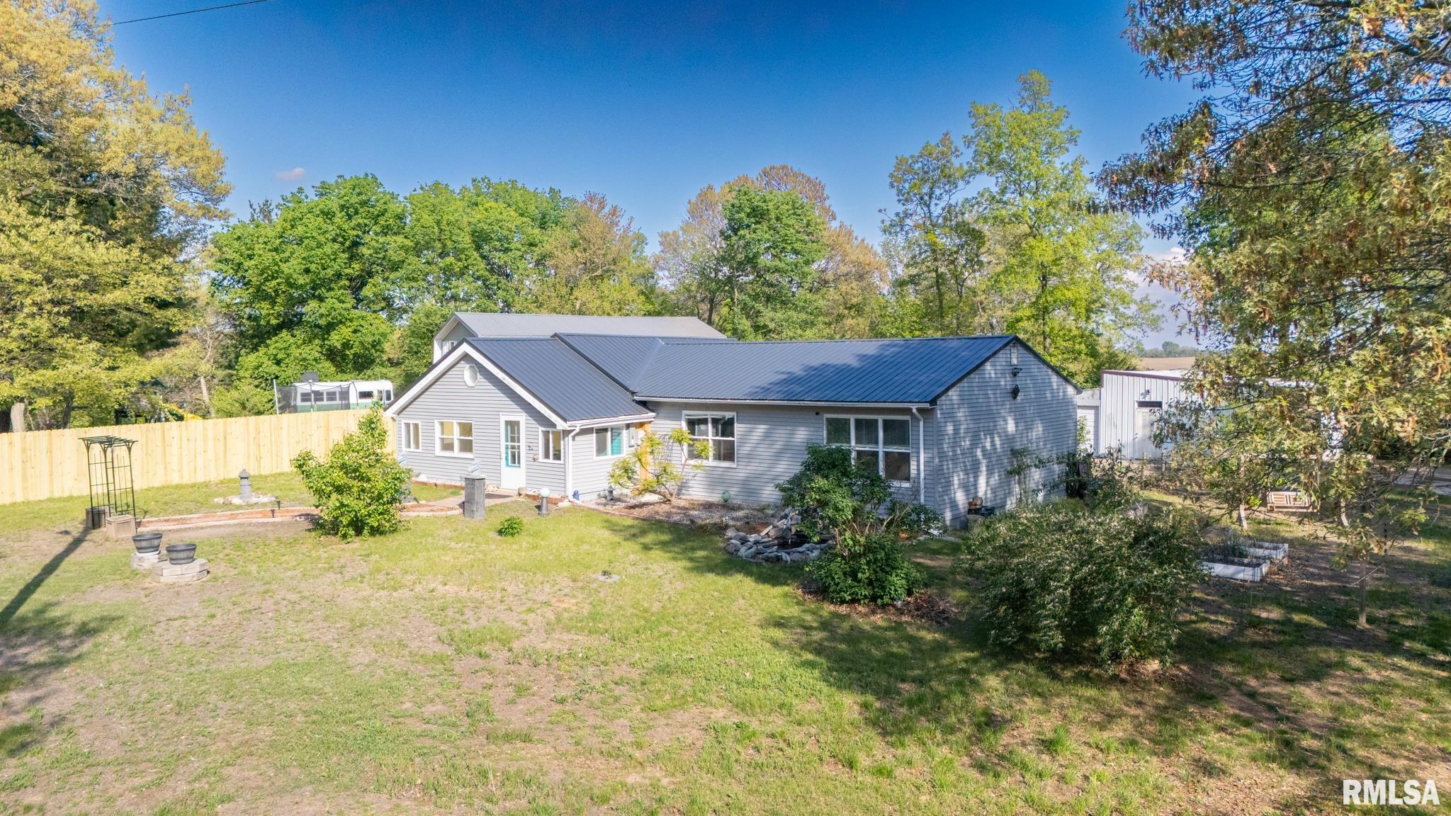 3157 Rakestraw Road, Manito, Illinois image 4