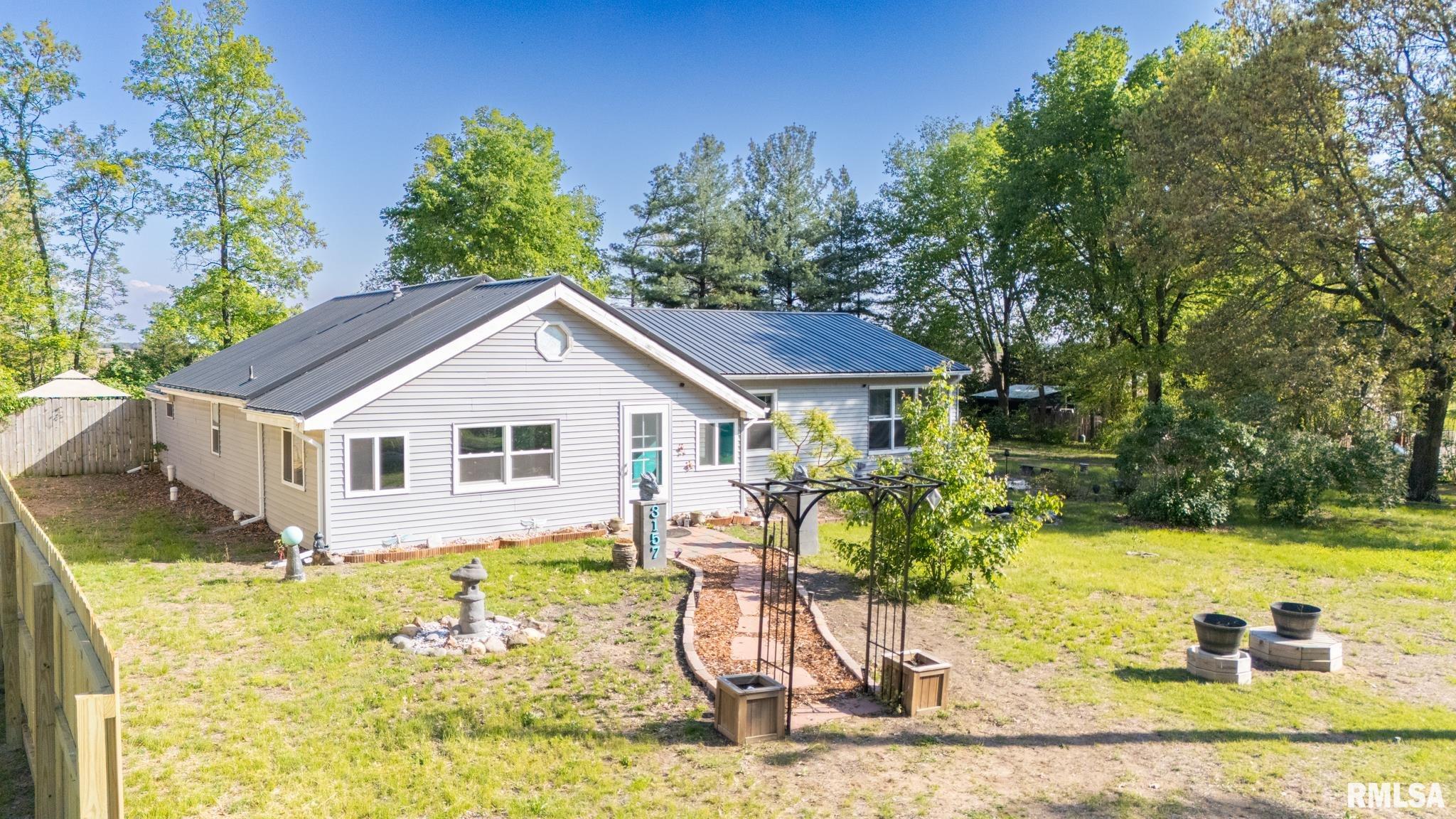 3157 Rakestraw Road, Manito, Illinois image 3