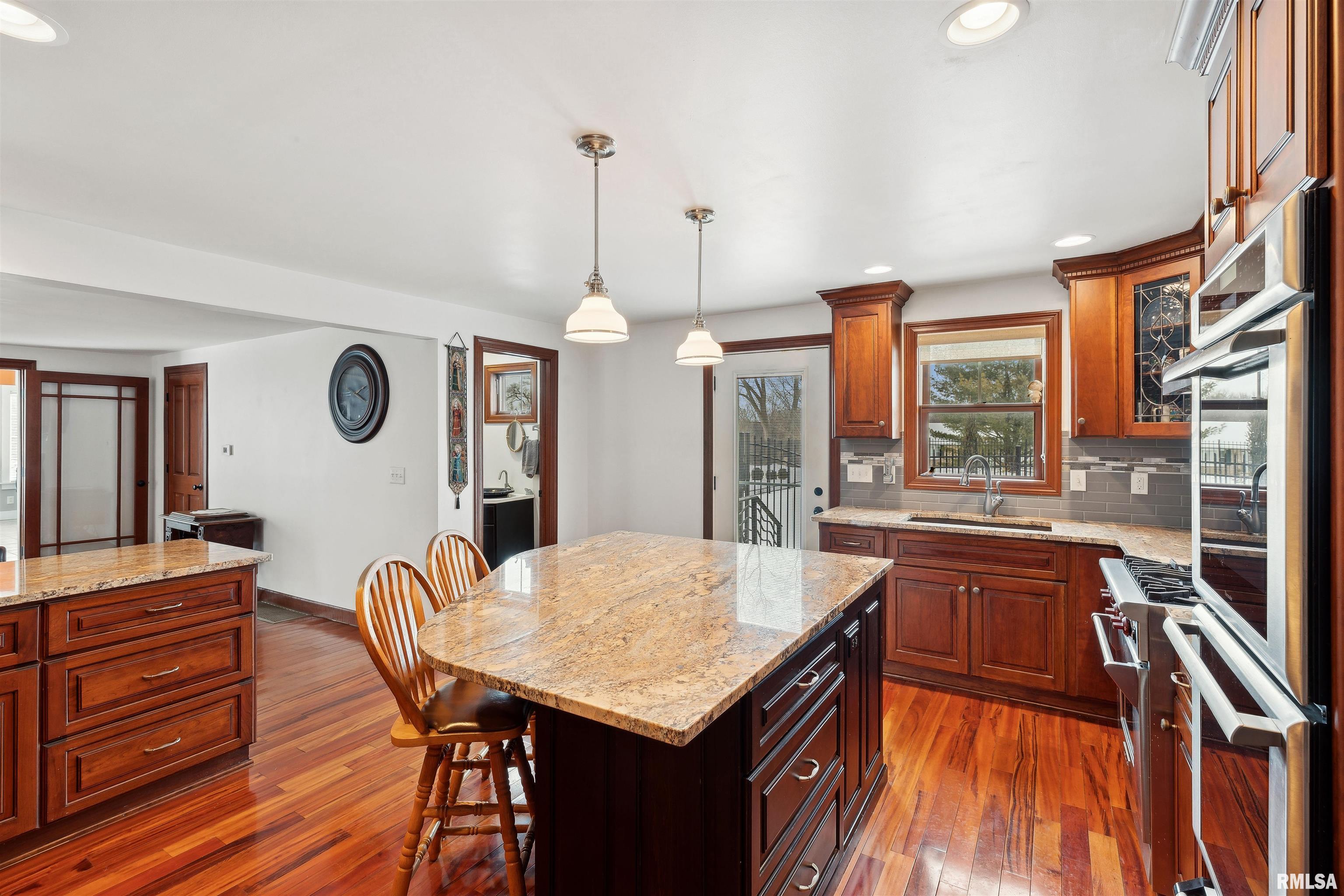 2708 E 46th Street, Davenport, Iowa image 18