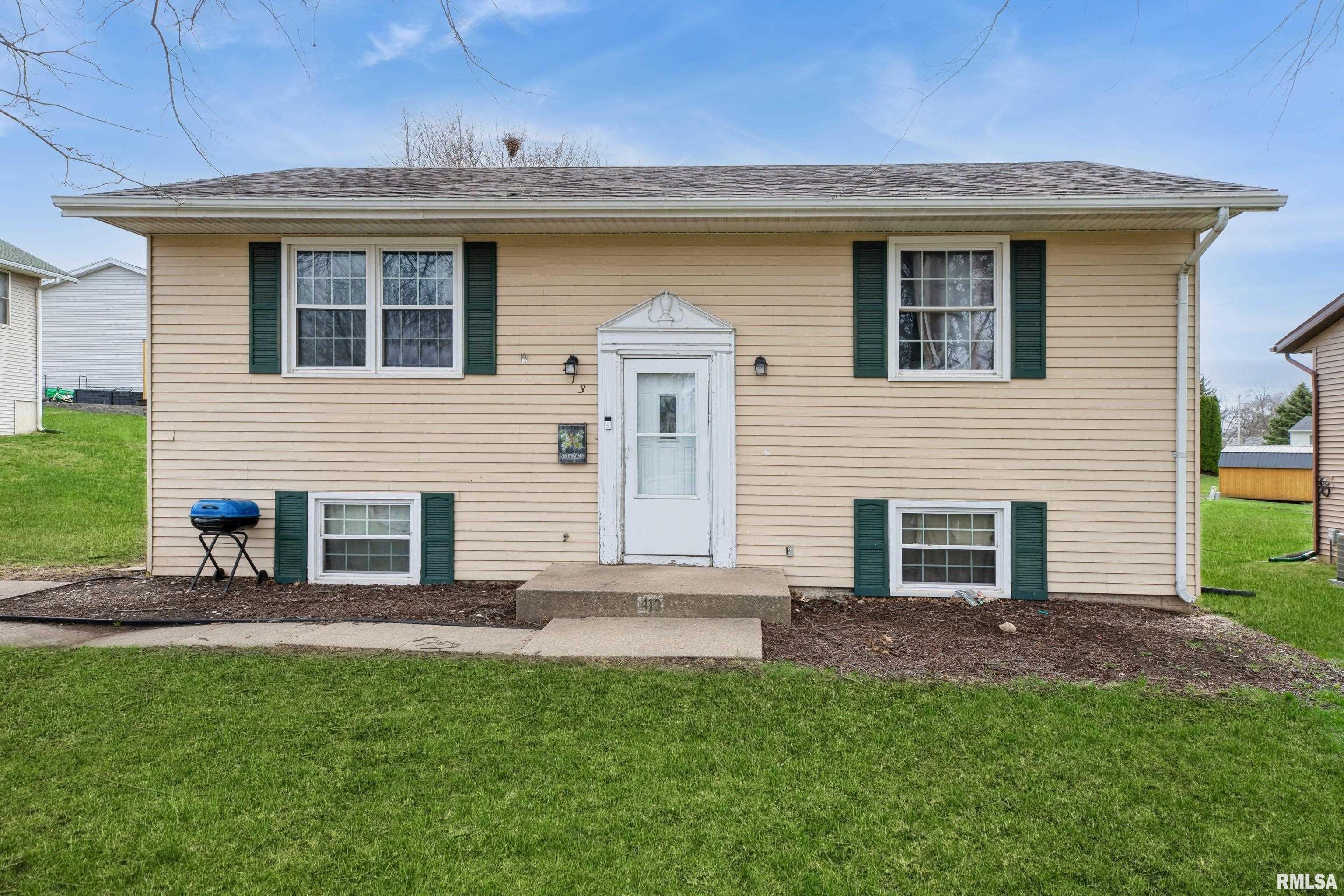413 Cynthia Drive, Maquoketa, Iowa image 1