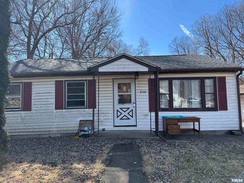 Homes For Sale - 2112 W Colorado Street<br/> West Peoria, IL 61604